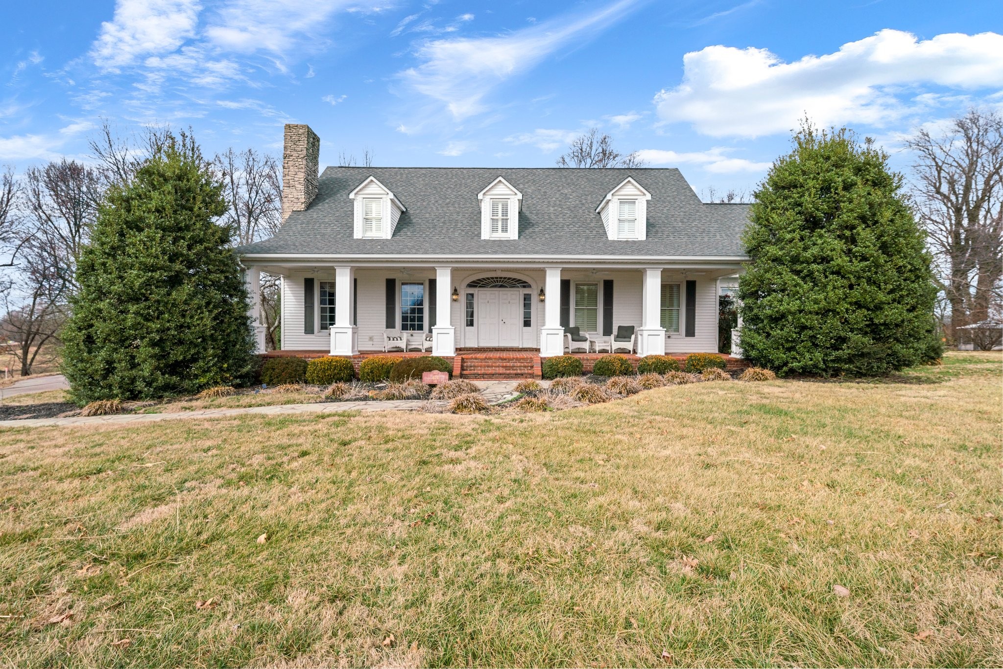 44 Silver Oak Ct Property Photo