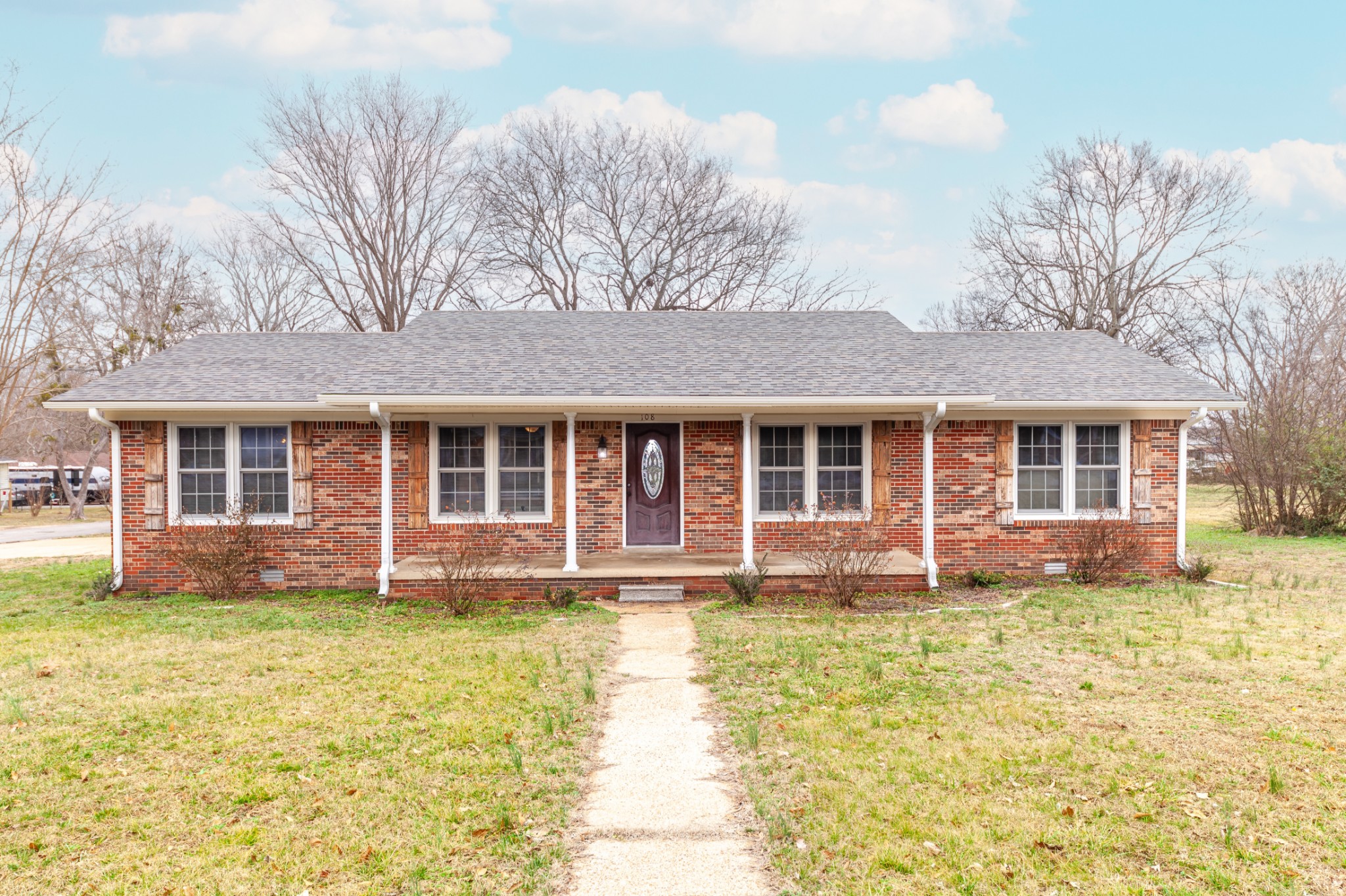 108 Spruce St, N Property Photo