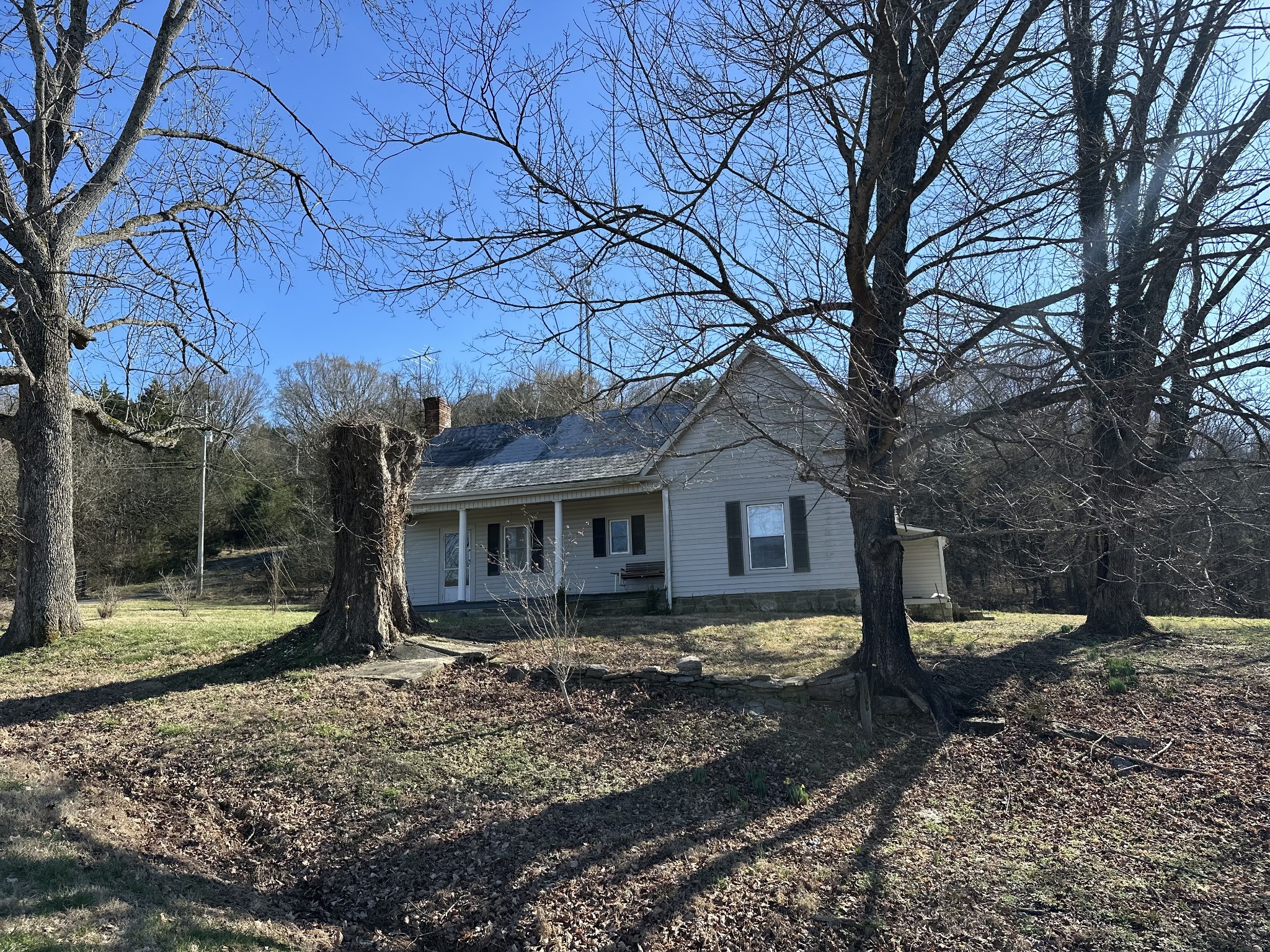 267 Grant Rd Property Photo 3