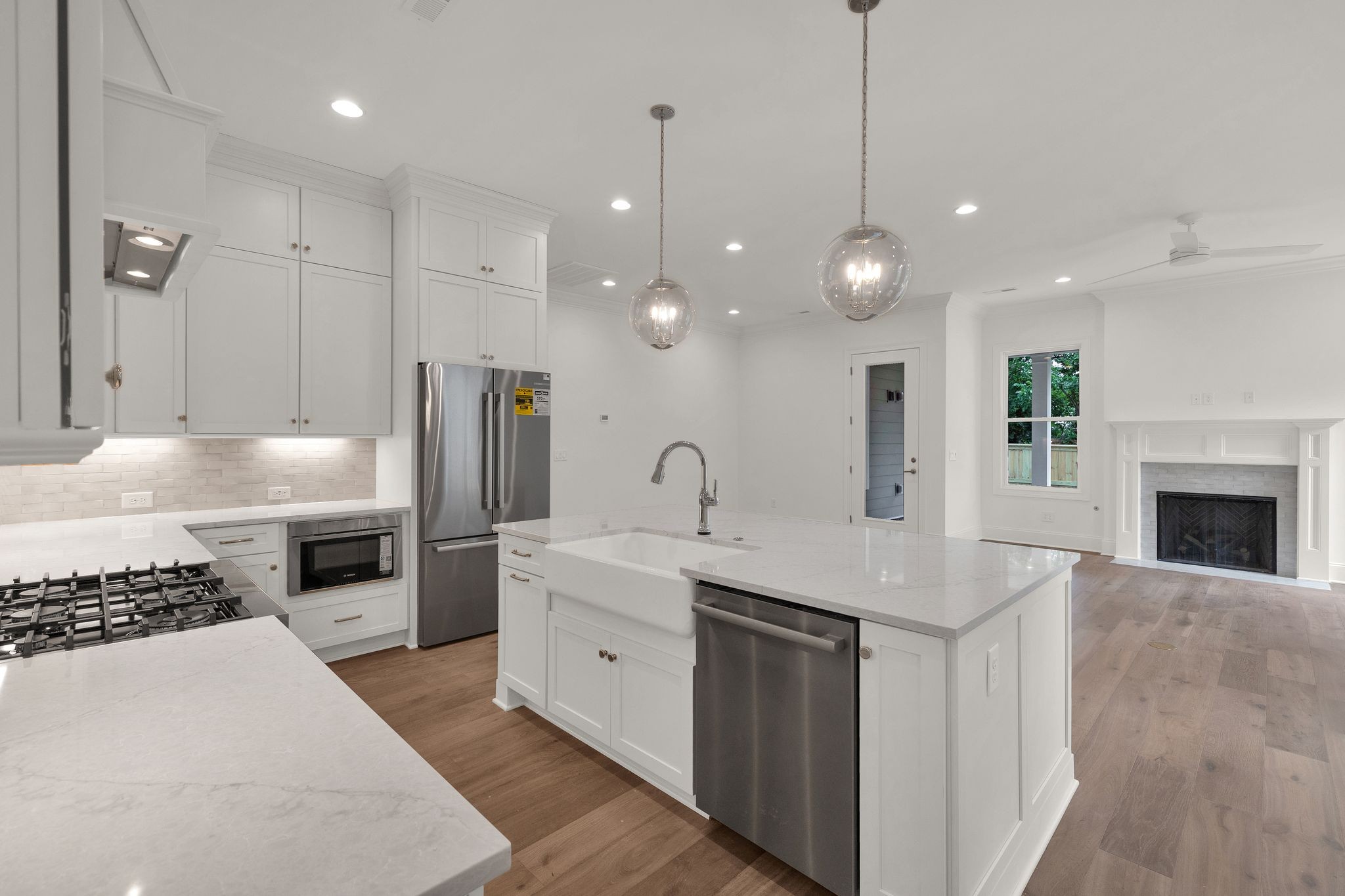 7133 Bolton Street Property Photo 15