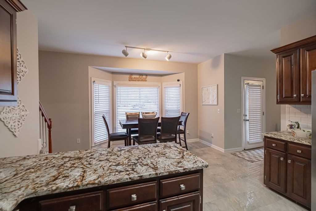 306 Amherst Drive Property Photo 15