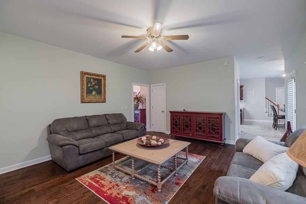 306 Amherst Drive Property Photo 23