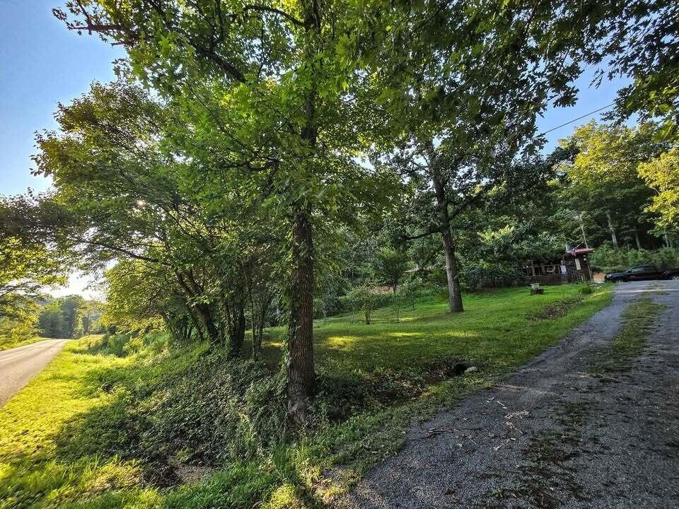 2180 Sneed Road Property Photo