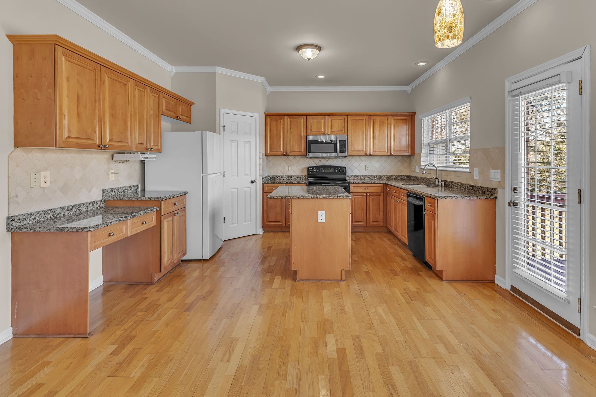 9746 Northfork Dr Property Photo 15