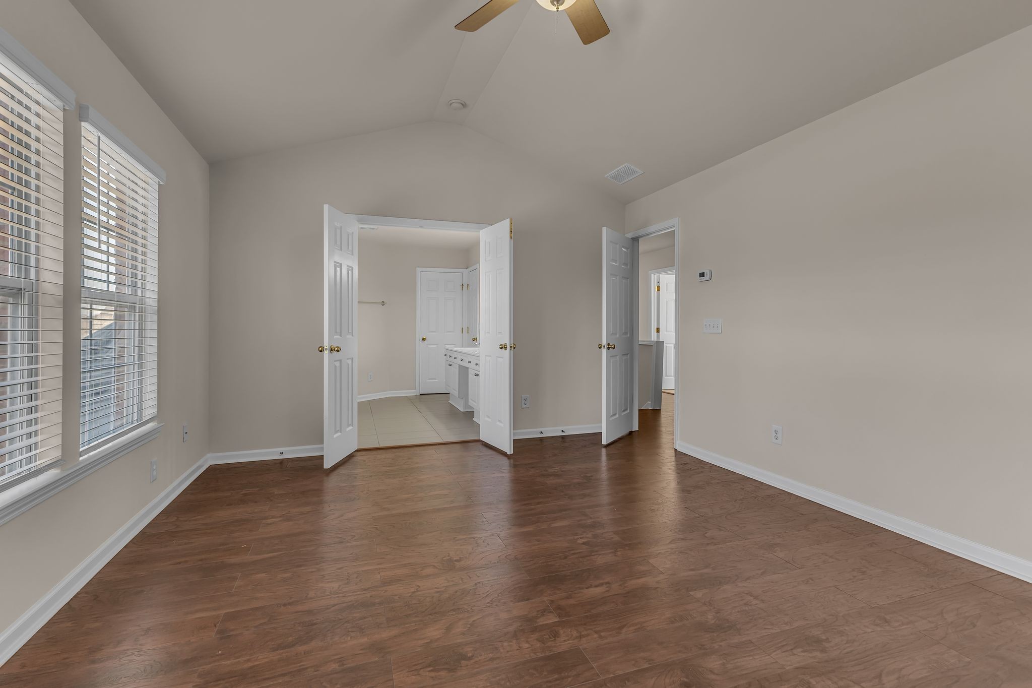 9746 Northfork Dr Property Photo 26