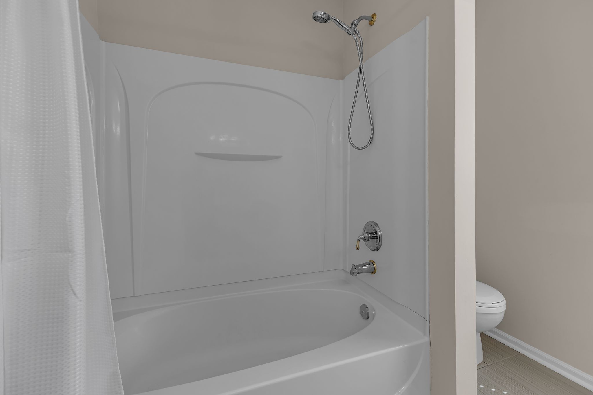 9746 Northfork Dr Property Photo 38