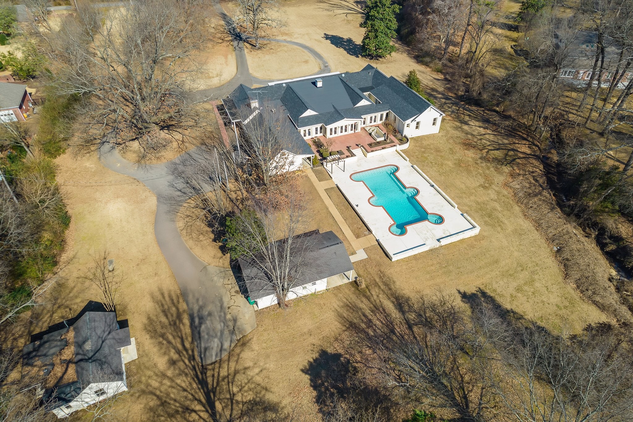 222 Country Club Ln Property Photo 64