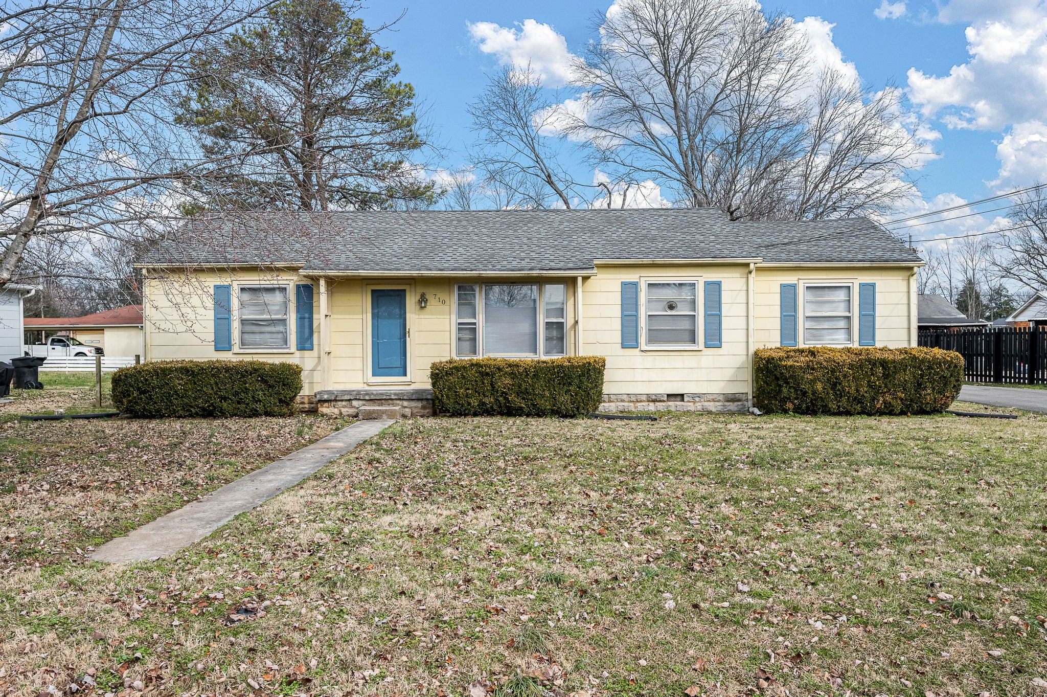 710 Spencer Dr Property Photo 1