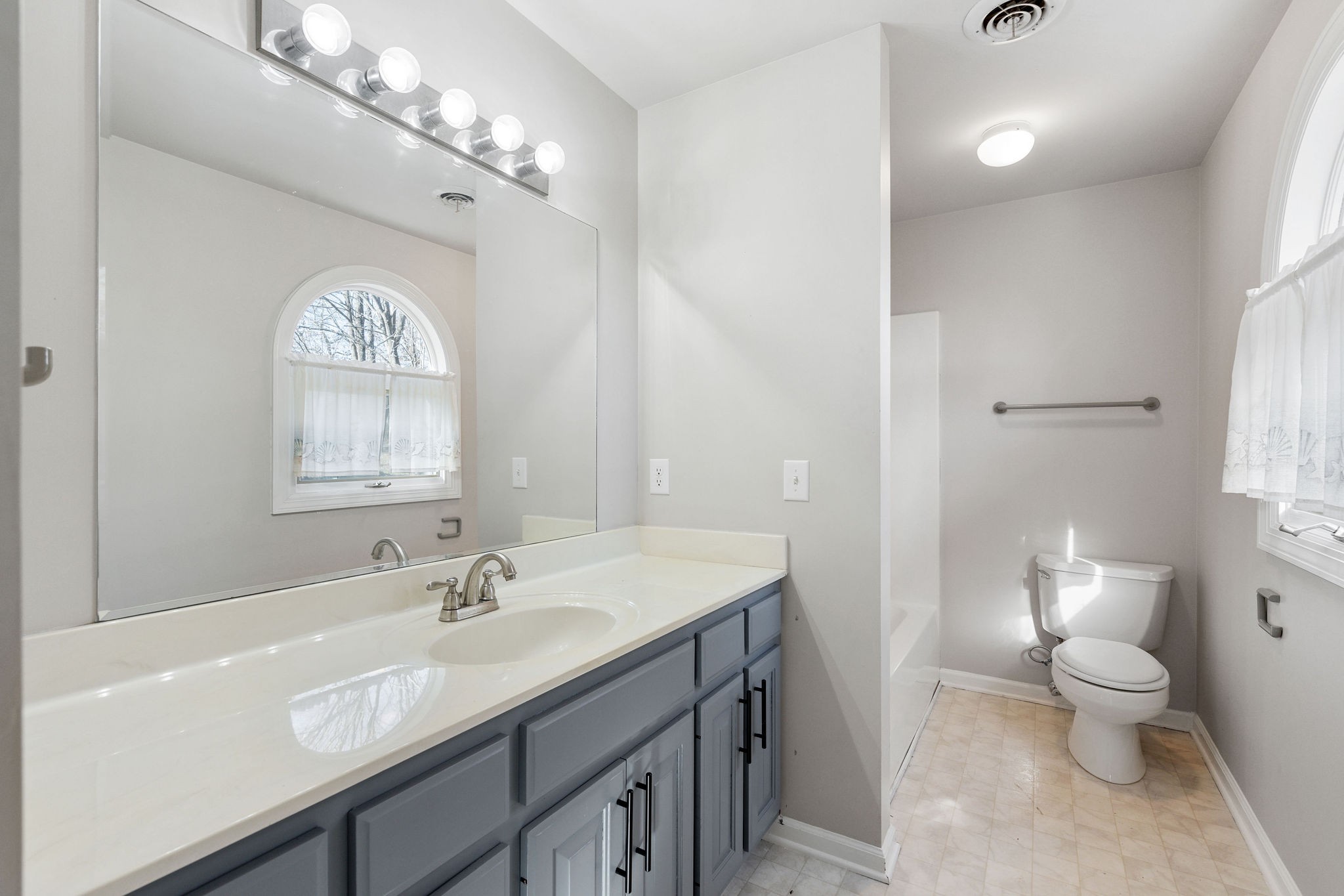 4629 Allison Ln Property Photo 27