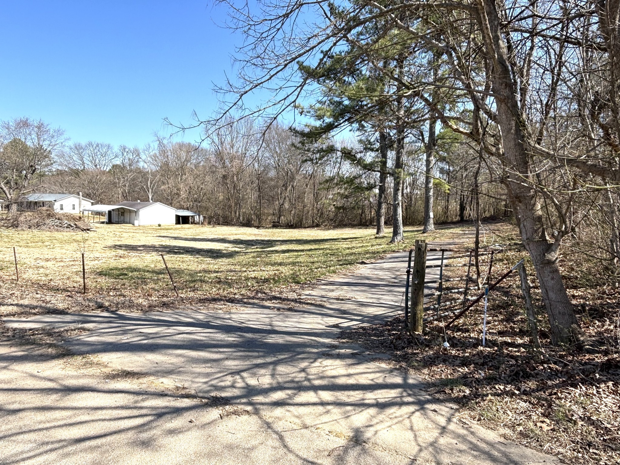 30 Peachtree St Property Photo 2