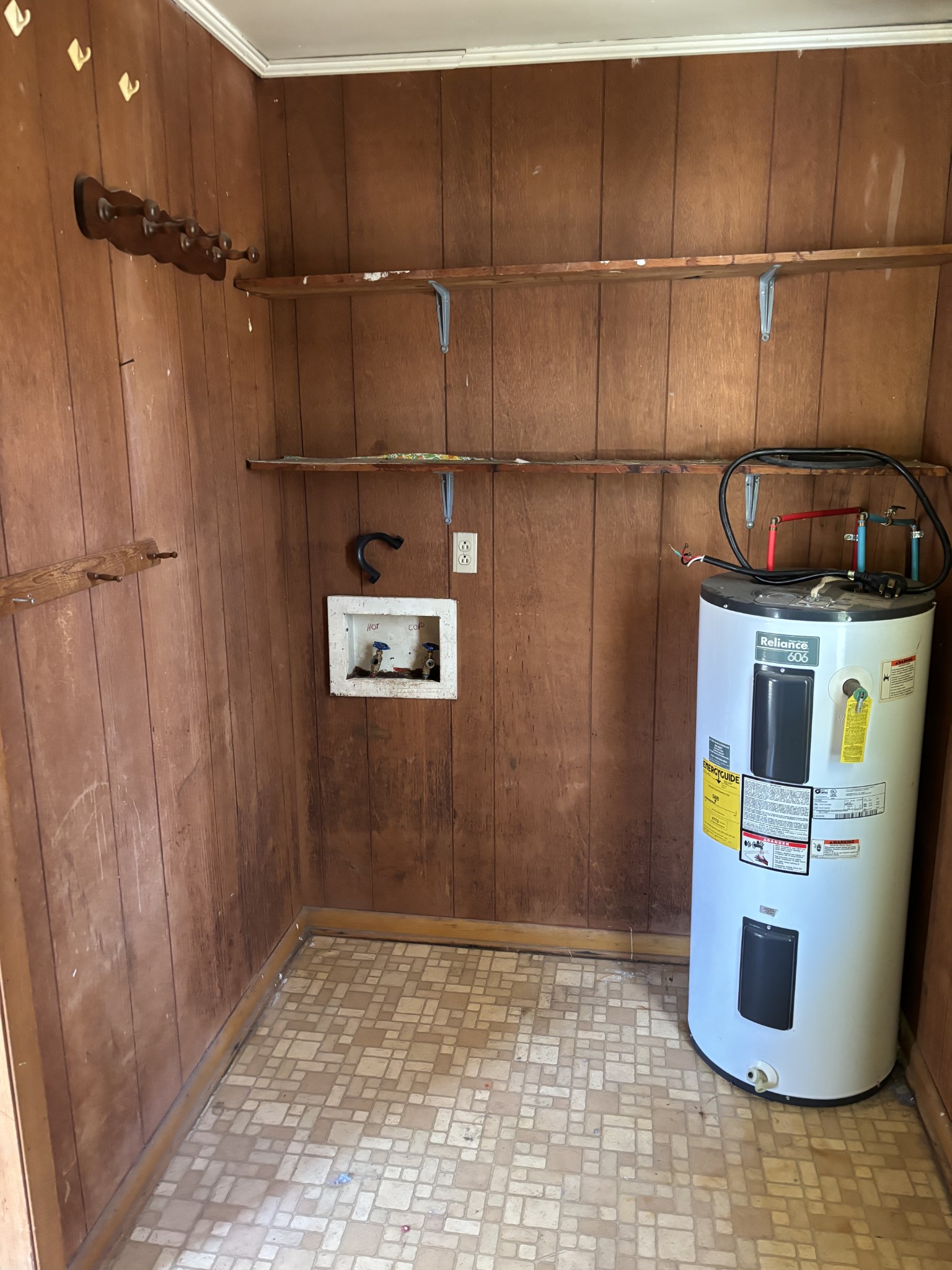 30 Peachtree St Property Photo 9
