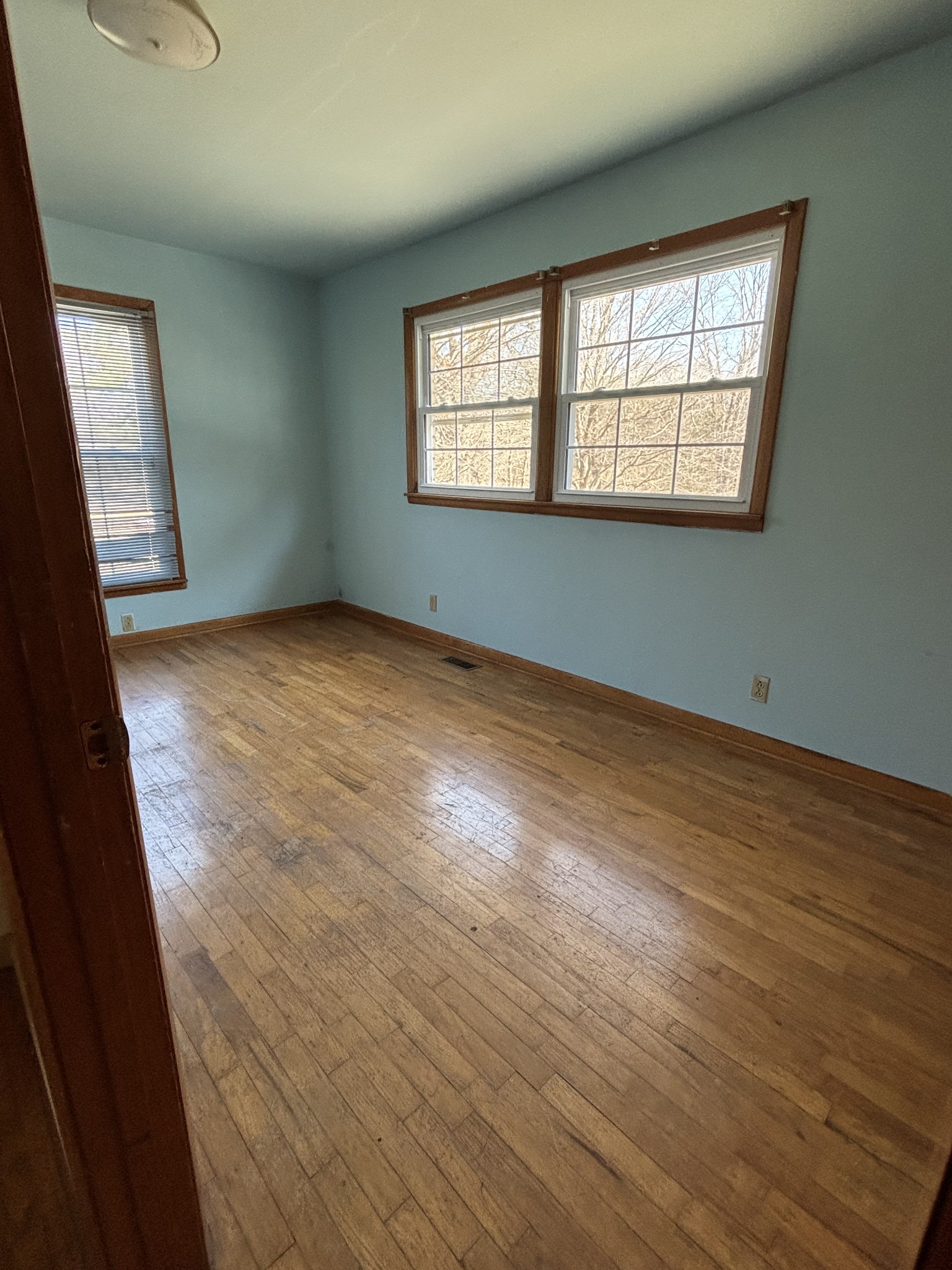 30 Peachtree St Property Photo 12
