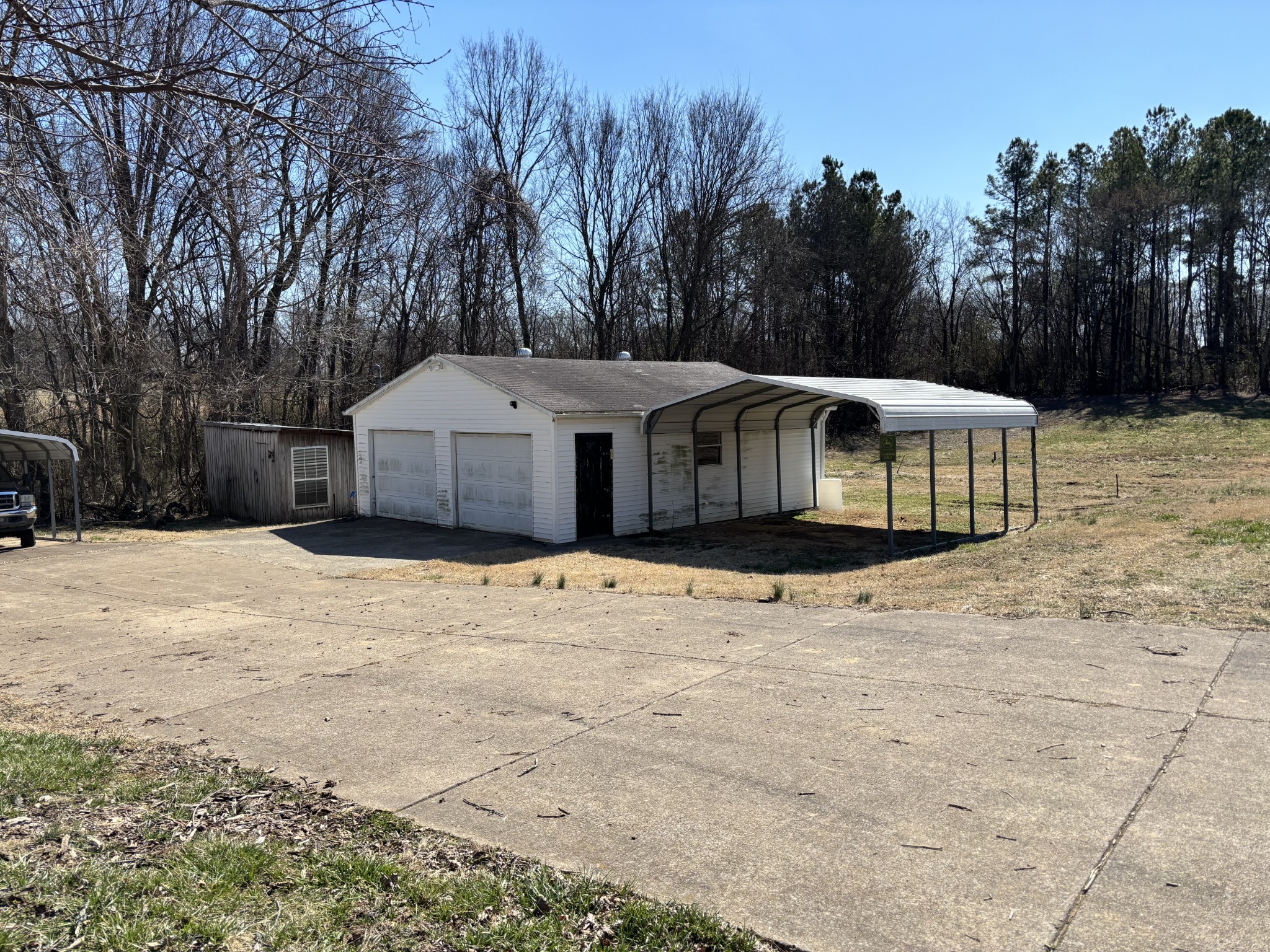 30 Peachtree St Property Photo 22