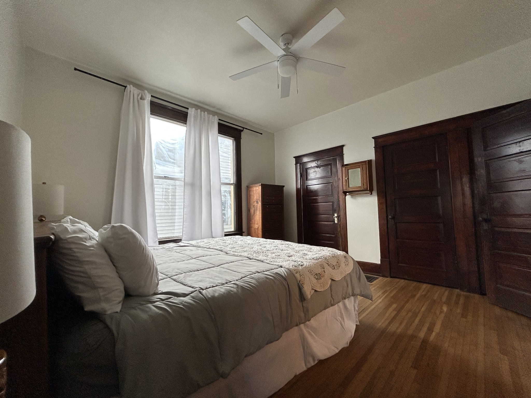 1008 W Eastland Ave Property Photo 16