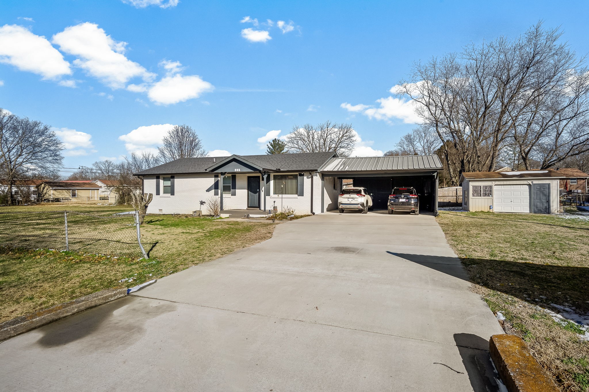 118 Markum Dr Property Photo 1