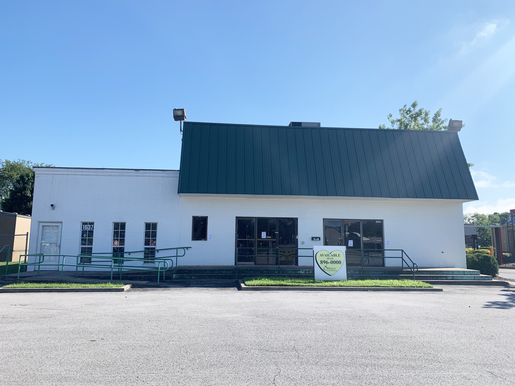 1635 Middle Tennessee Blvd Property Photo