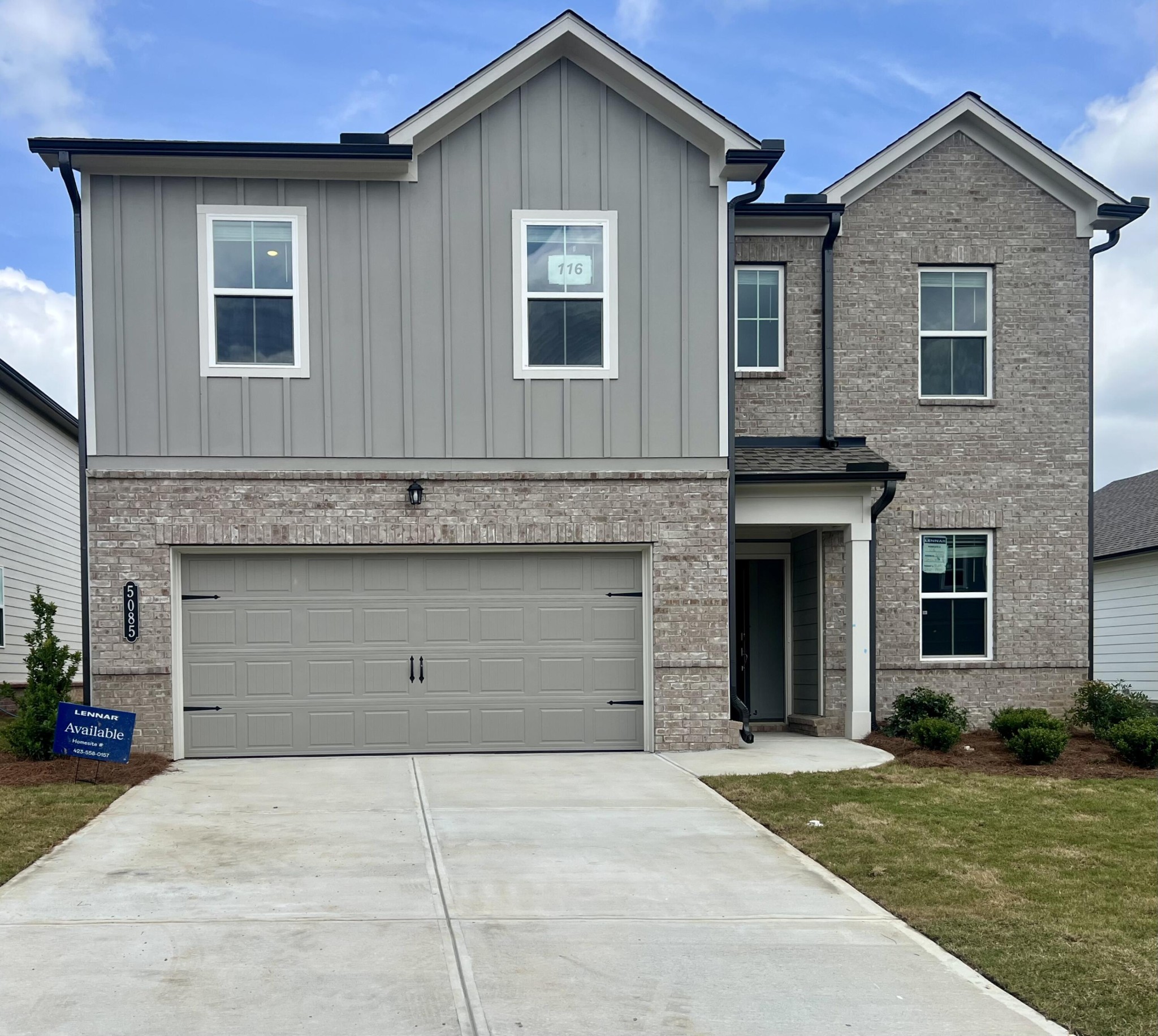 5085 Skyline Way, Ne Property Photo