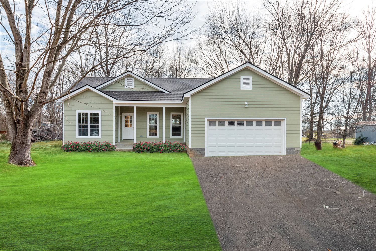 206 Daley Property Photo 1