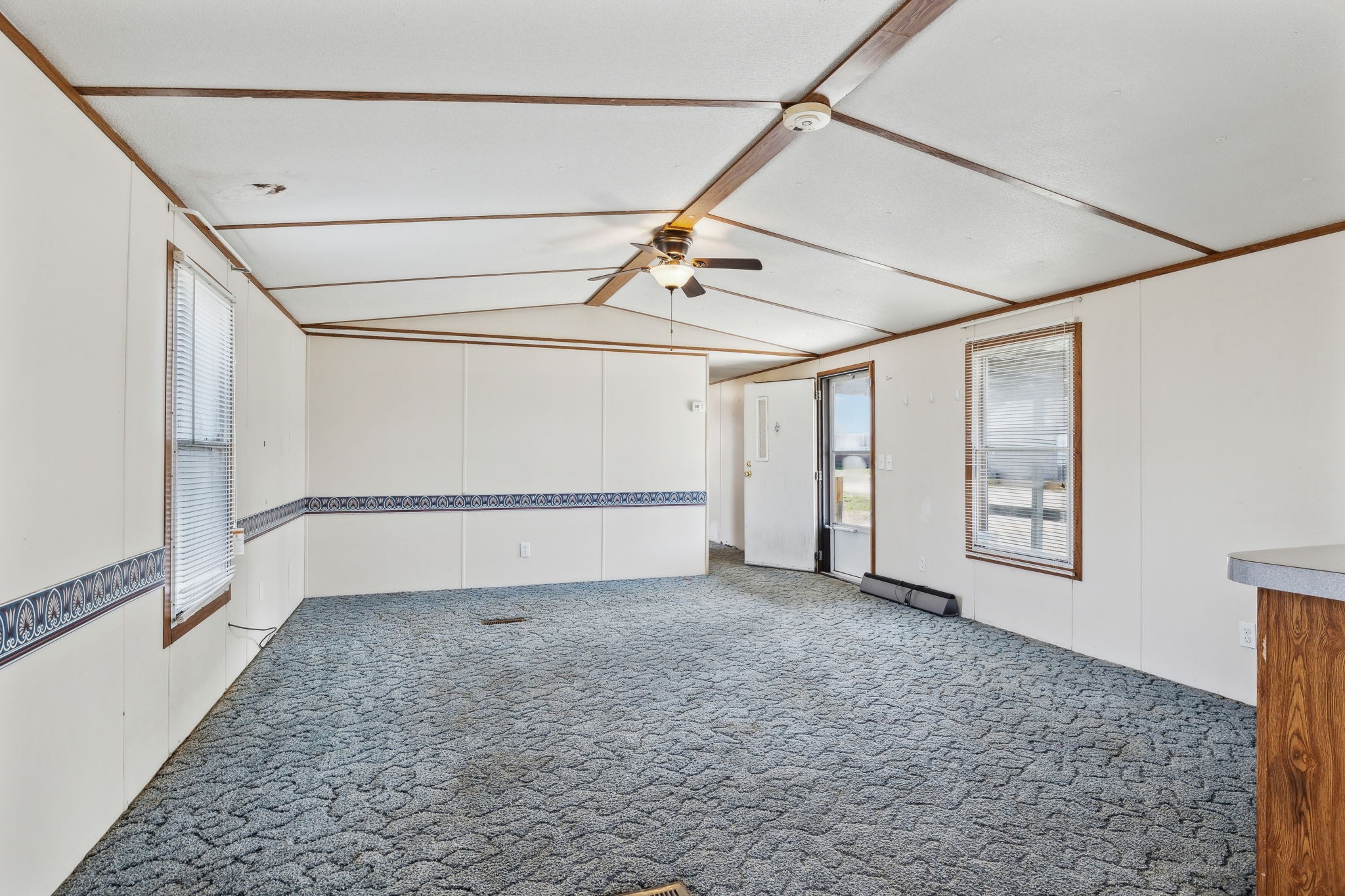 103 Judy Ln Property Photo 7