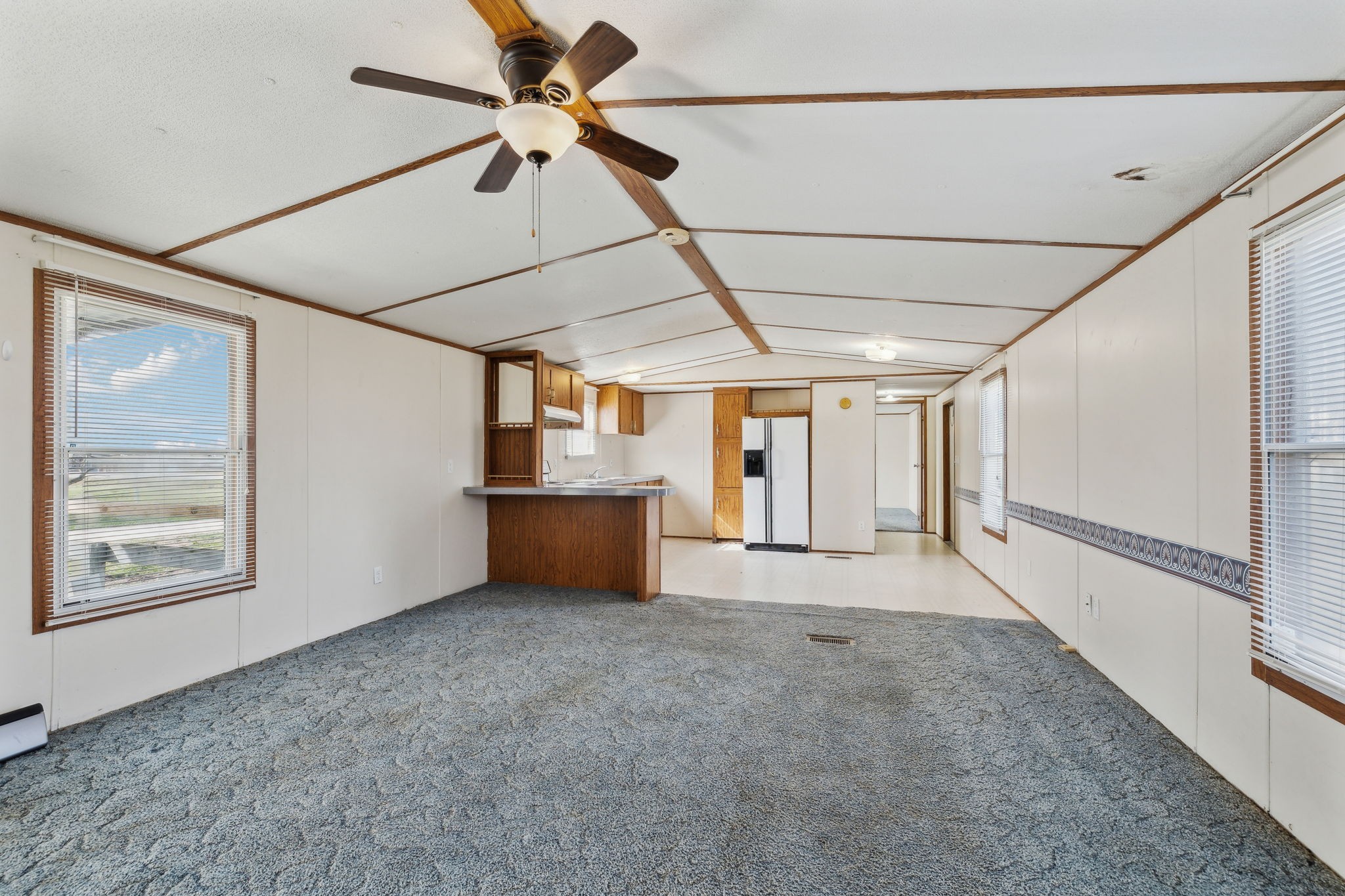 103 Judy Ln Property Photo 8