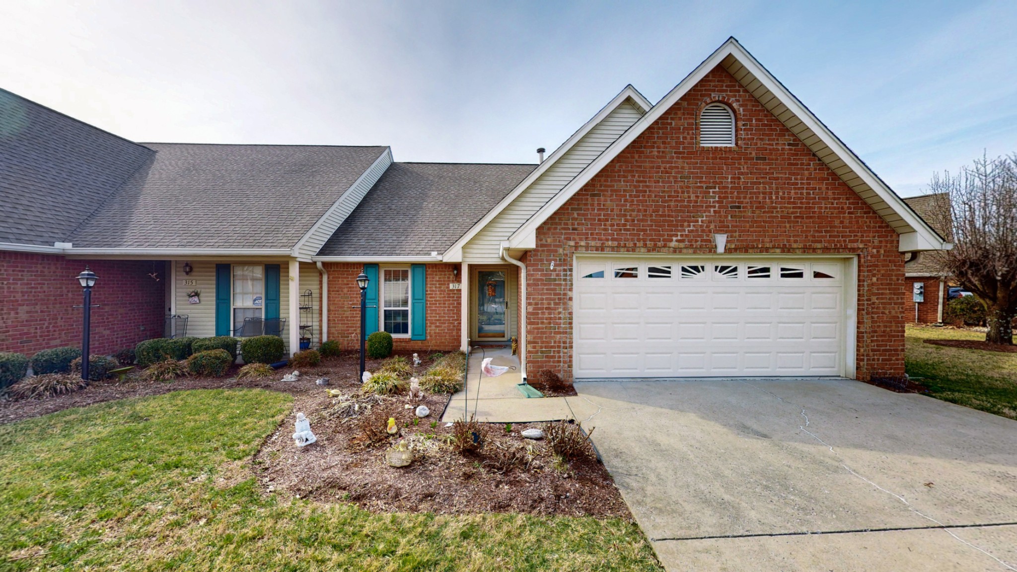 317 Biltmore Cir Property Photo