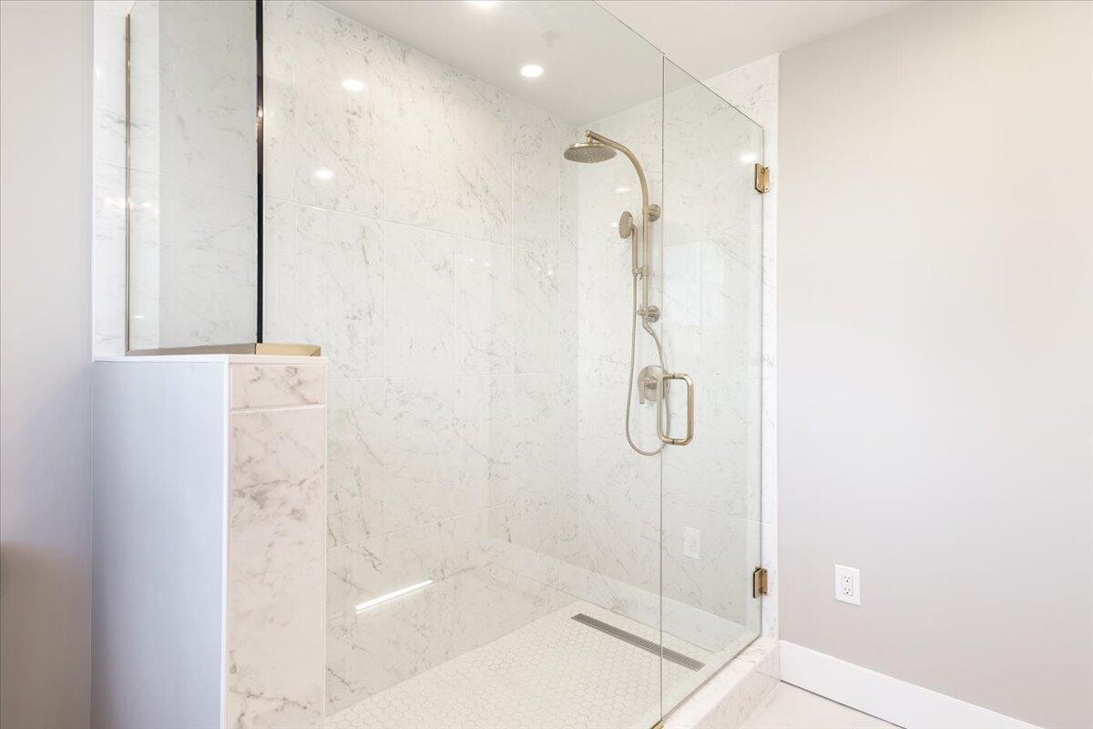 707 Georgia Avenue Property Photo 17