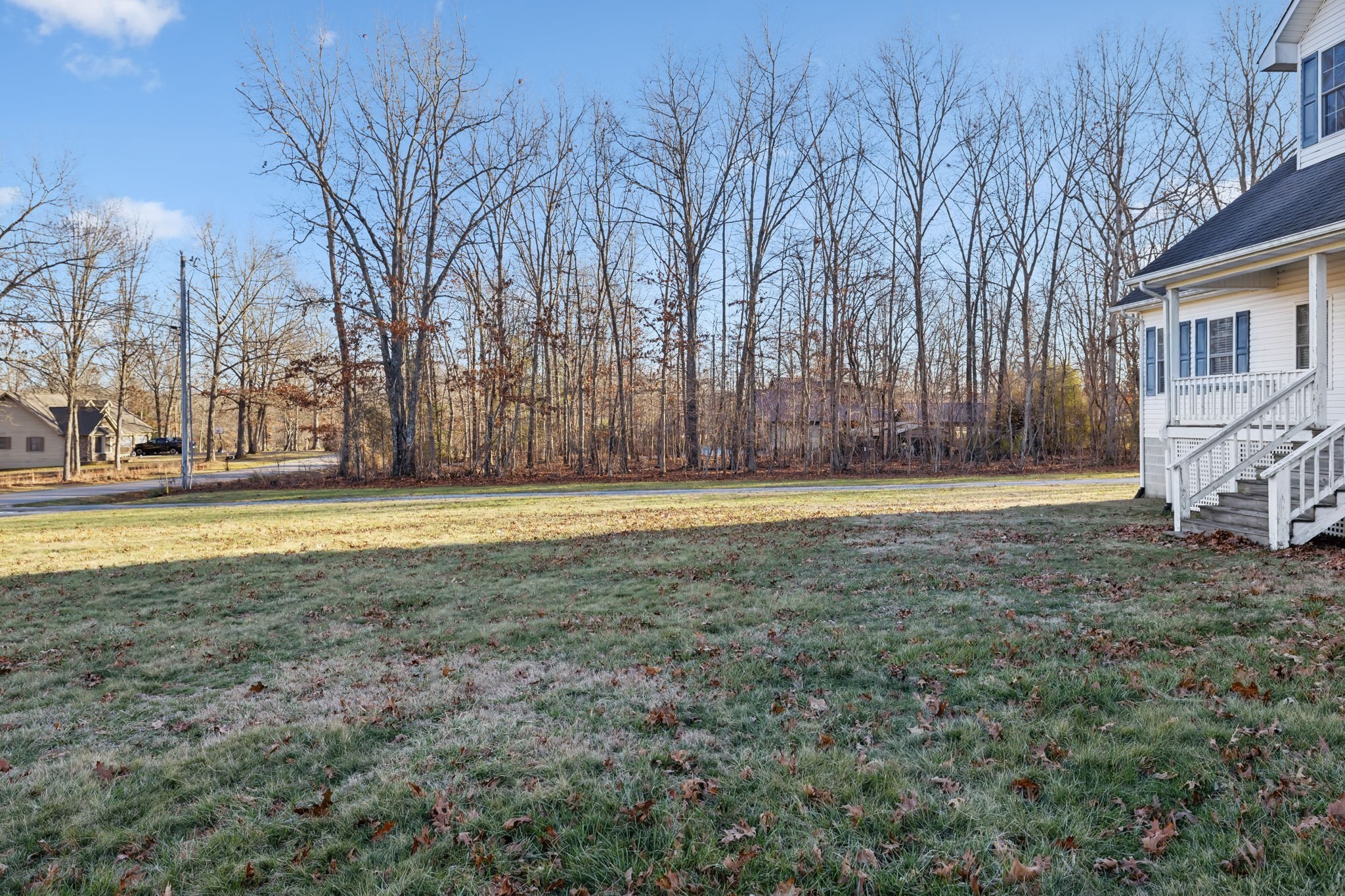 238 Laurel Rd Property Photo 5
