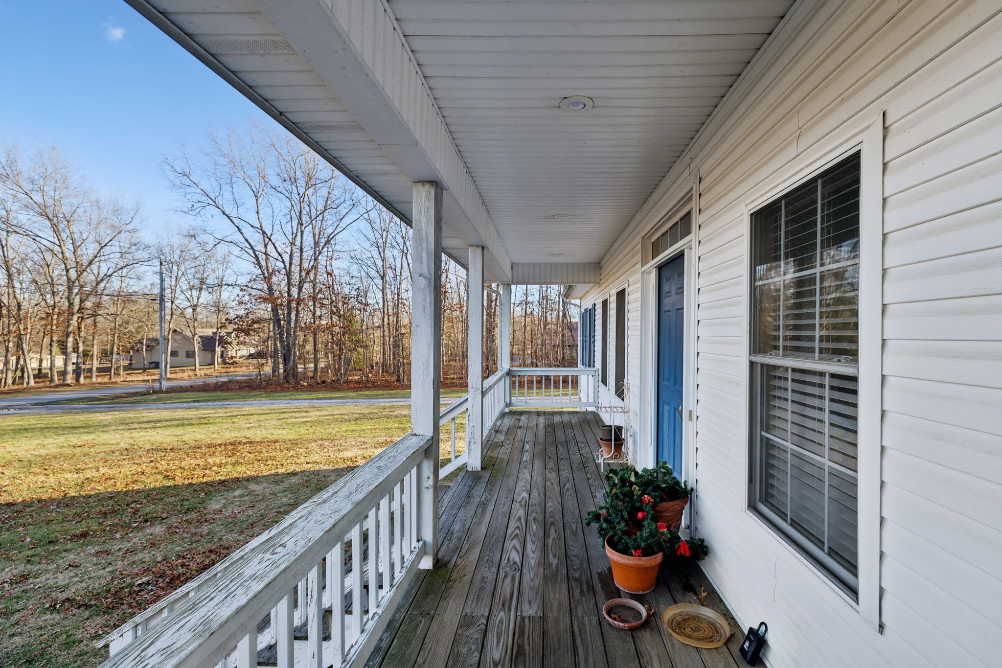 238 Laurel Rd Property Photo 10