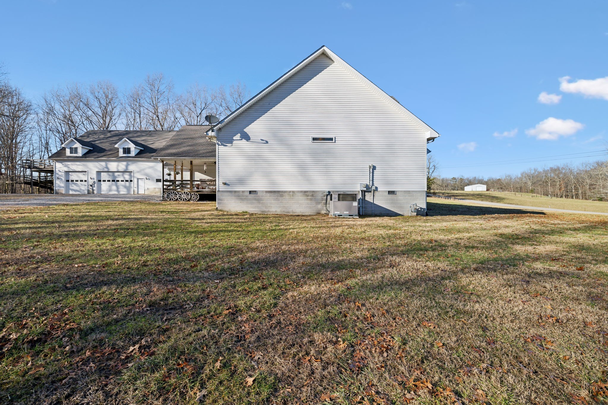 238 Laurel Rd Property Photo 76