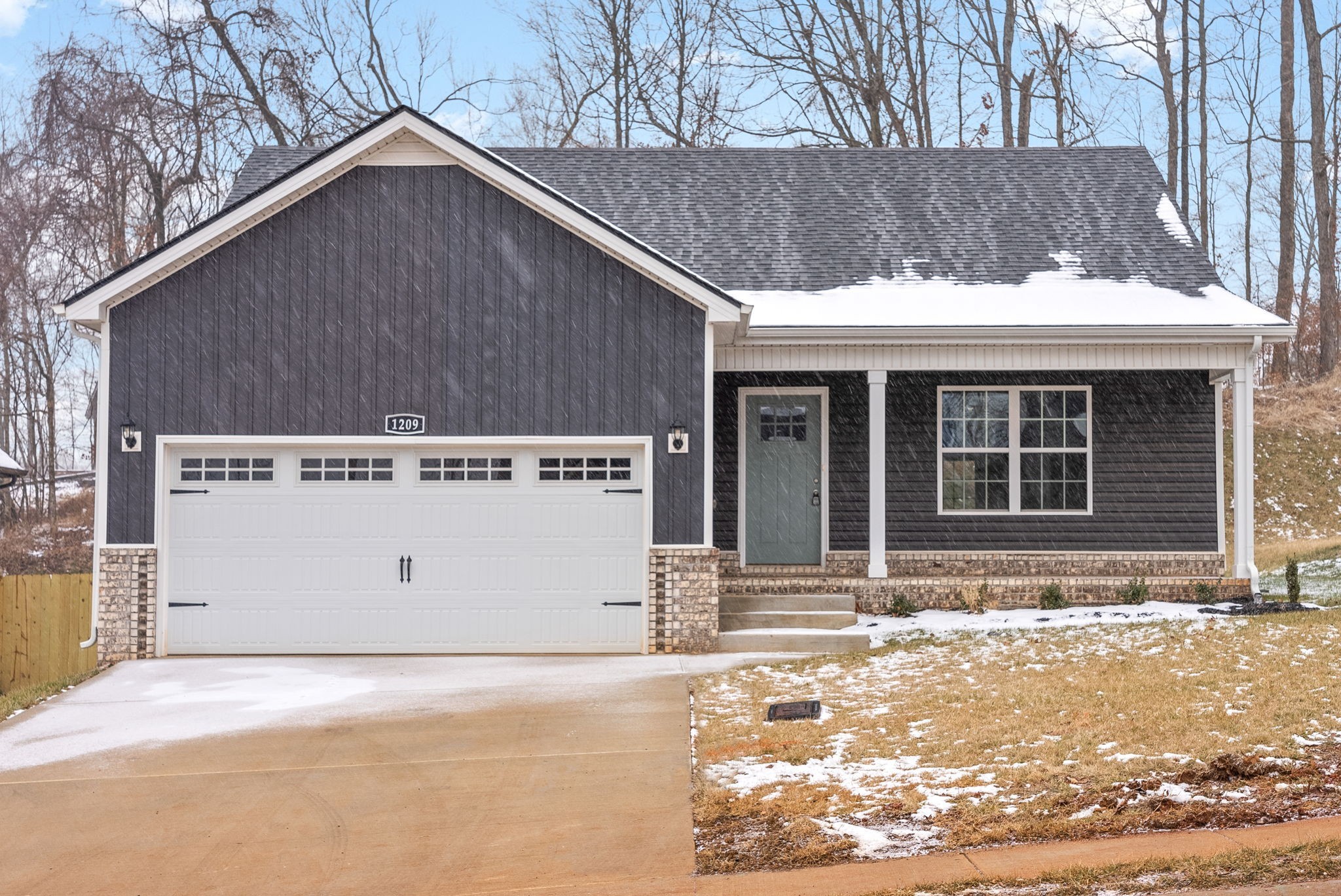 1209 Cardinal Creek Dr Property Photo 1