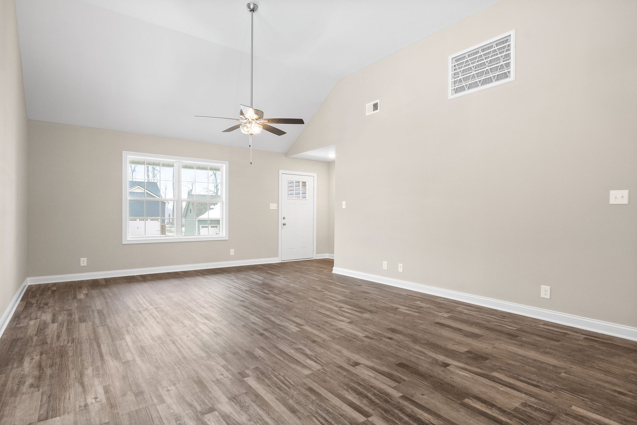 1209 Cardinal Creek Dr Property Photo 7