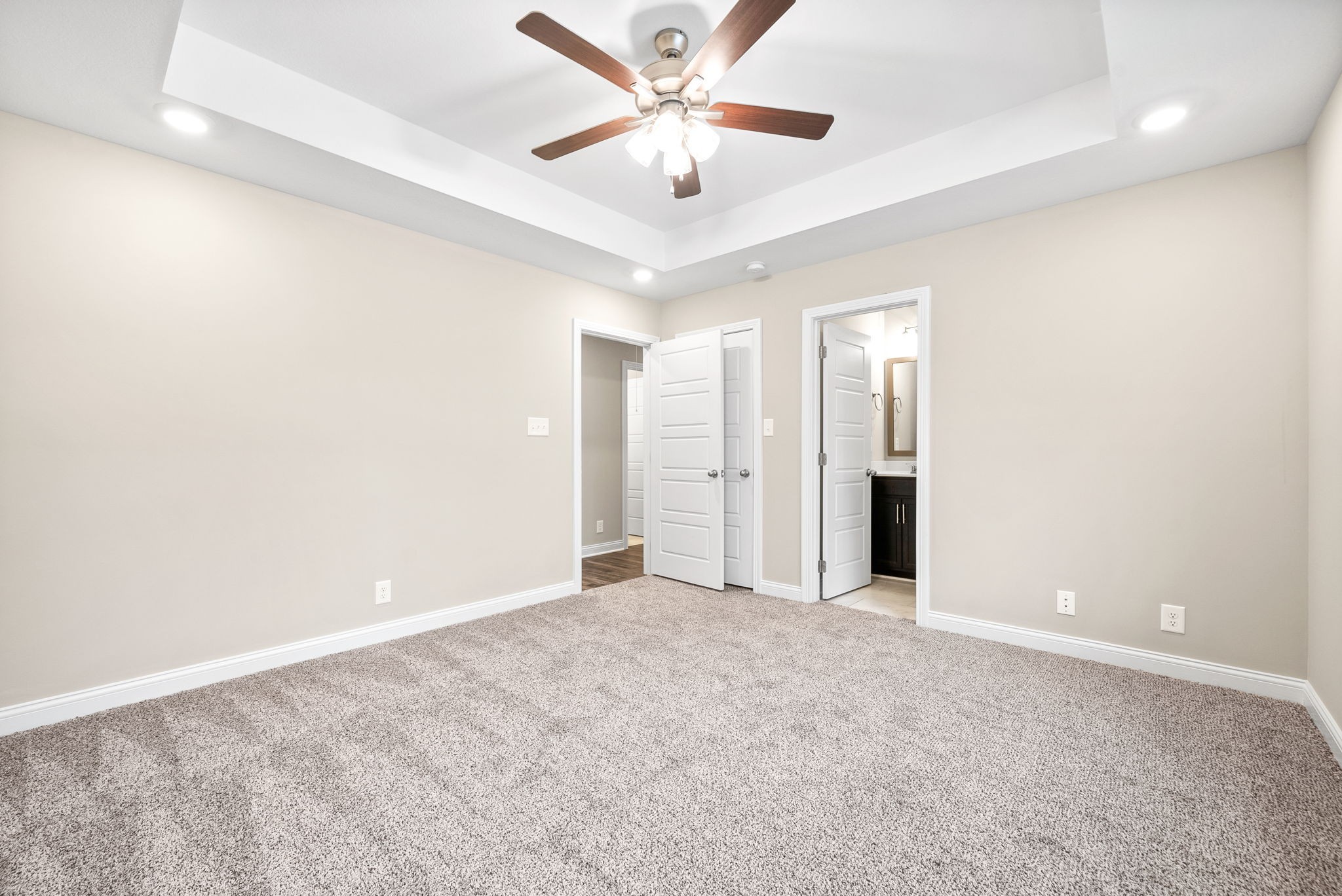 1209 Cardinal Creek Dr Property Photo 14