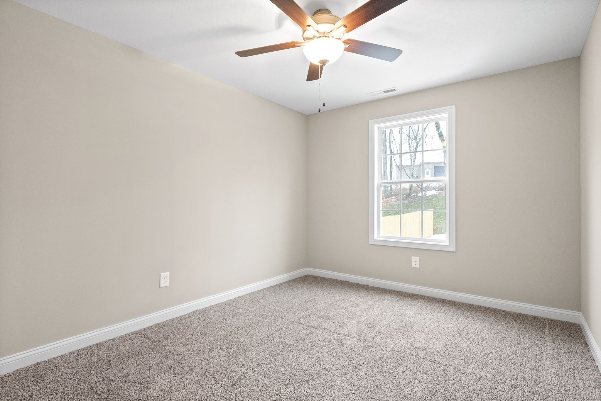 1209 Cardinal Creek Dr Property Photo 16