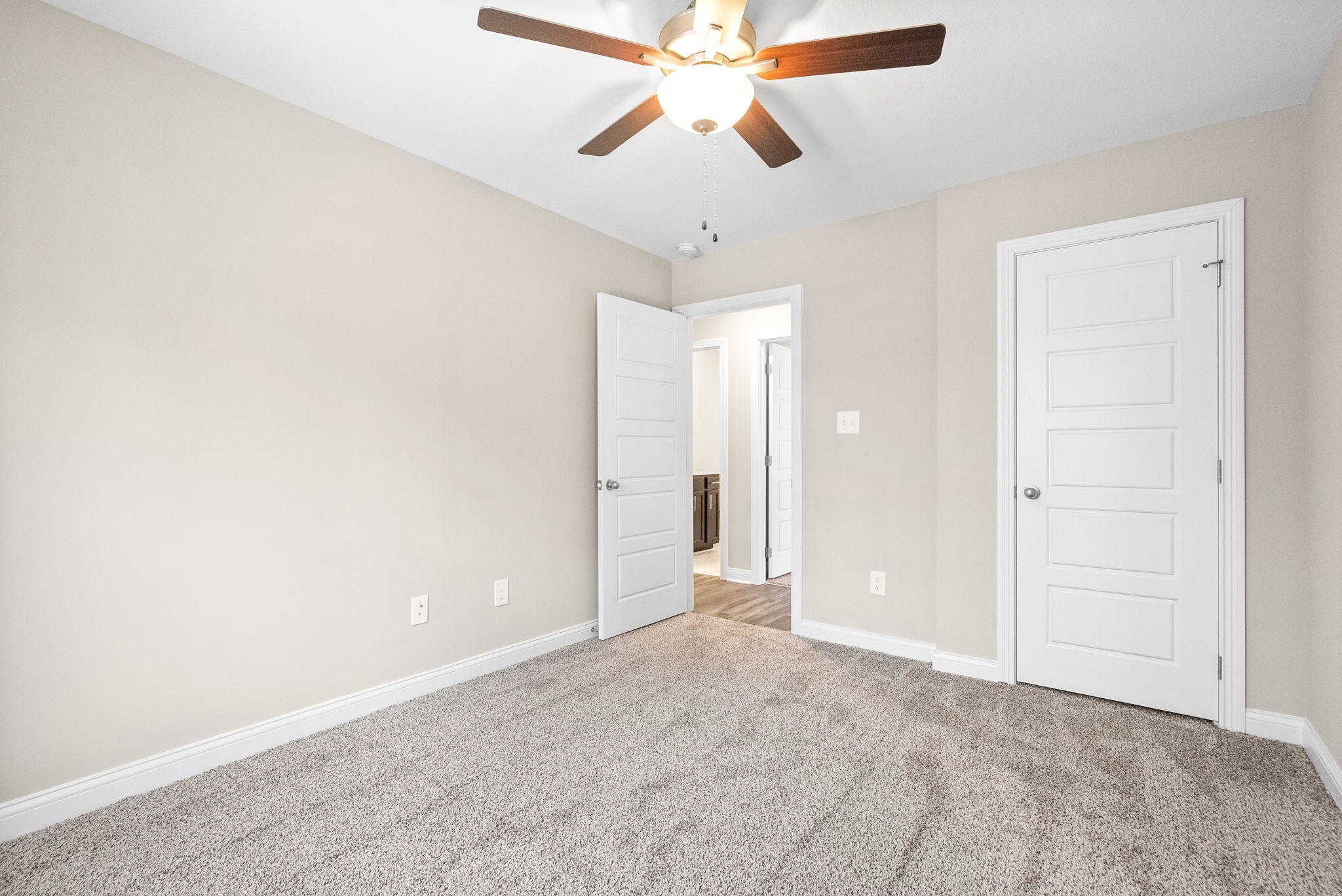 1209 Cardinal Creek Dr Property Photo 17