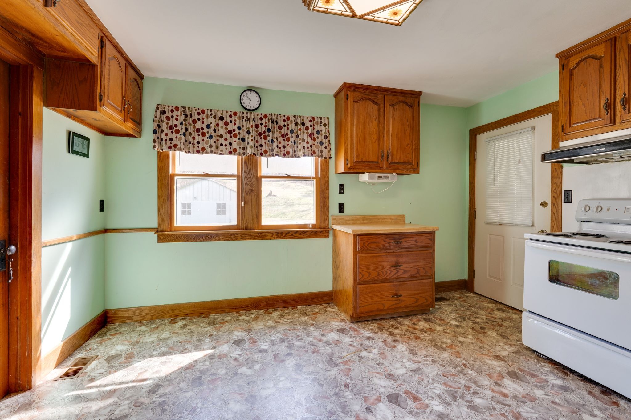 1214 Highway 70 Property Photo 18