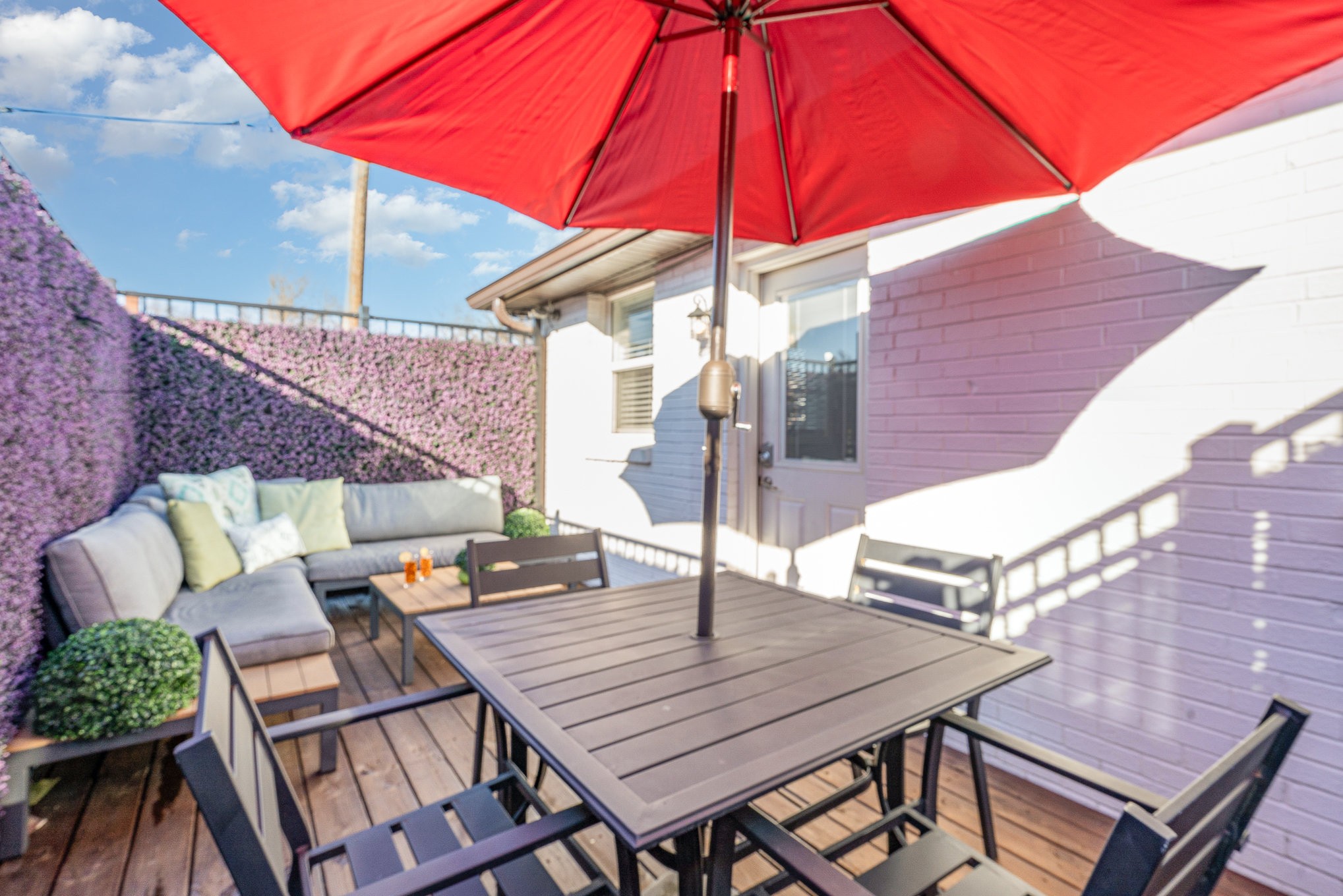 1823 Pearl St Property Photo 1