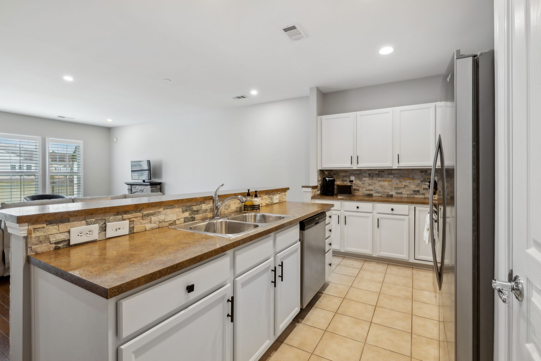 157 Old Towne Dr Property Photo 14