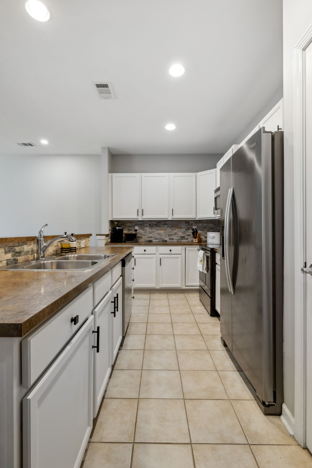 157 Old Towne Dr Property Photo 15