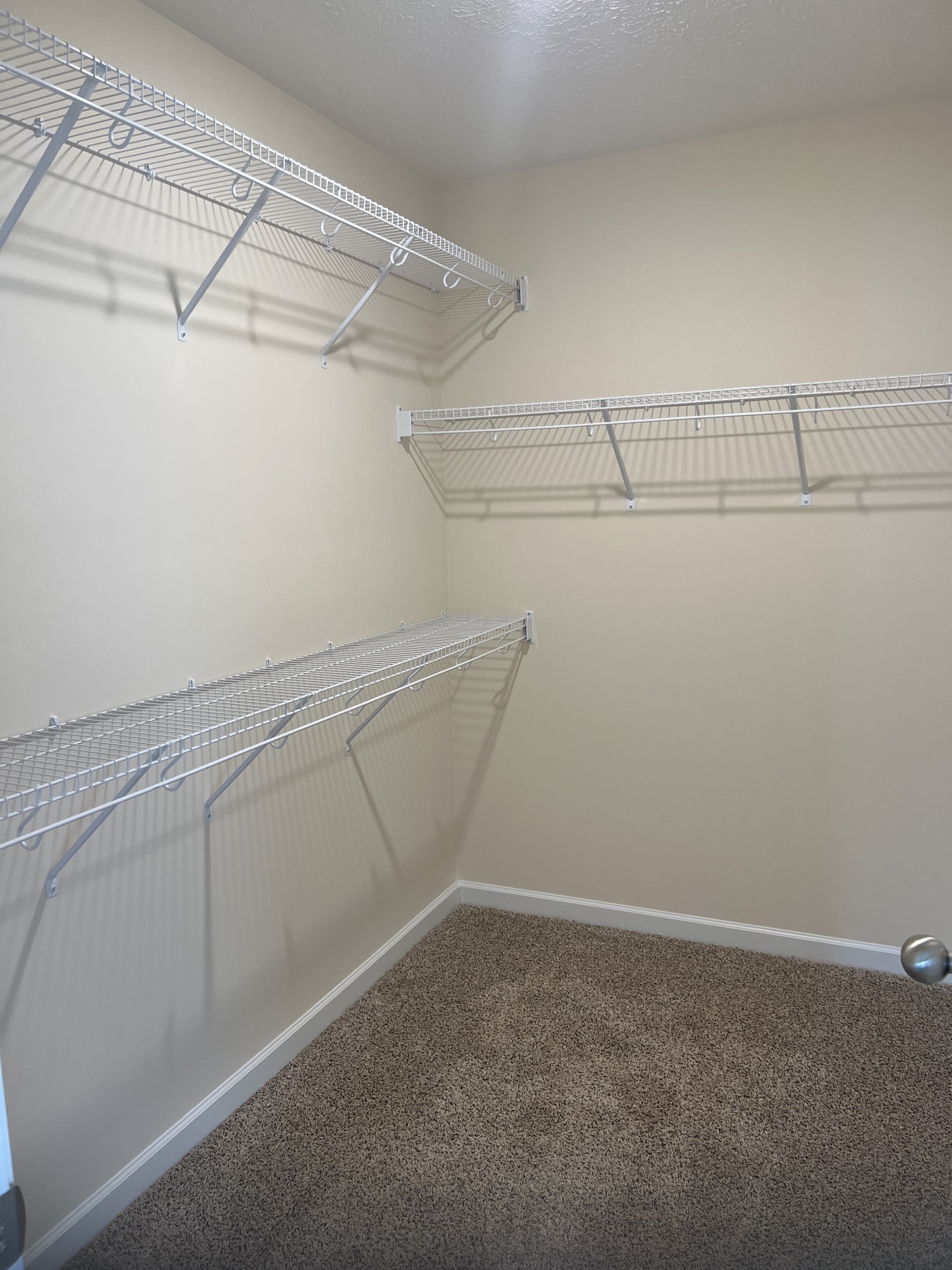 300 Dorsch Rd Property Photo 14