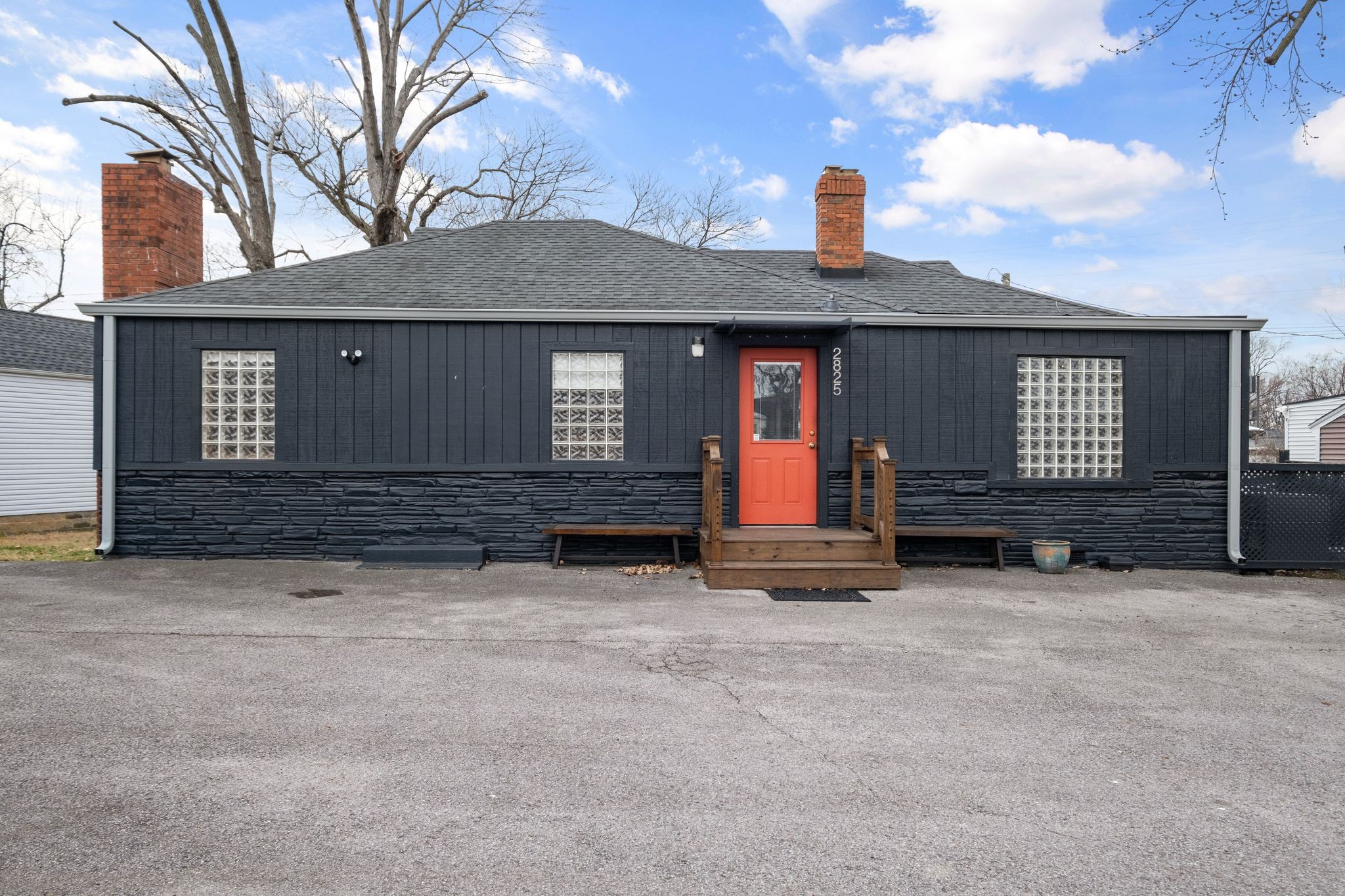 2825 Azalea Pl Property Photo 1