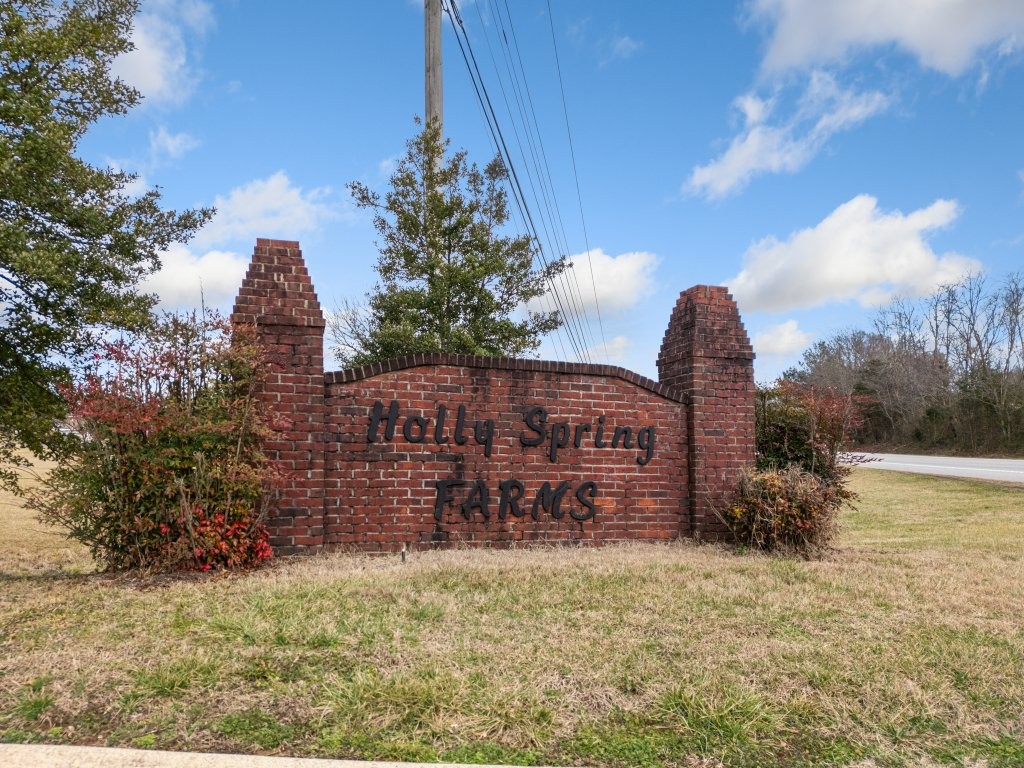 2169 Foster Cir Property Photo 6