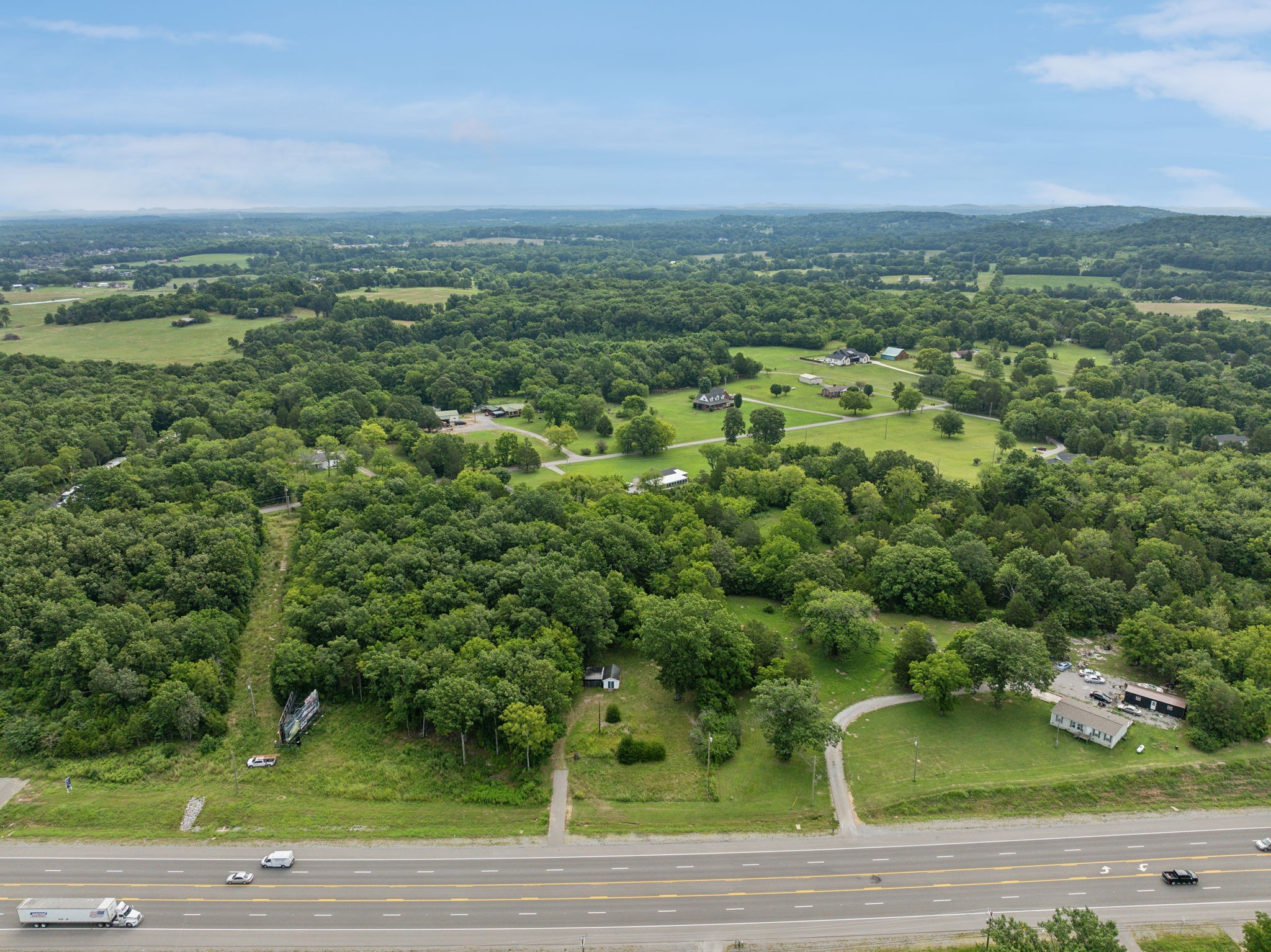 5585 Highway 109 Property Photo 3