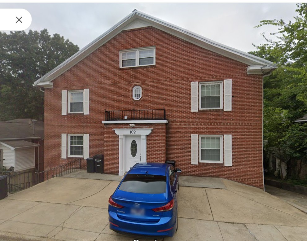 102 N Highland St Property Photo