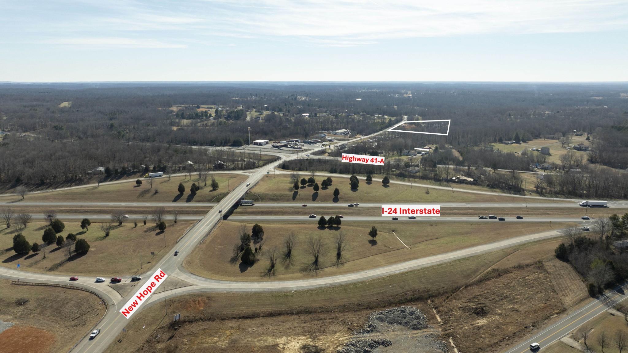 1231 Jackson Felts Rd Property Photo 3
