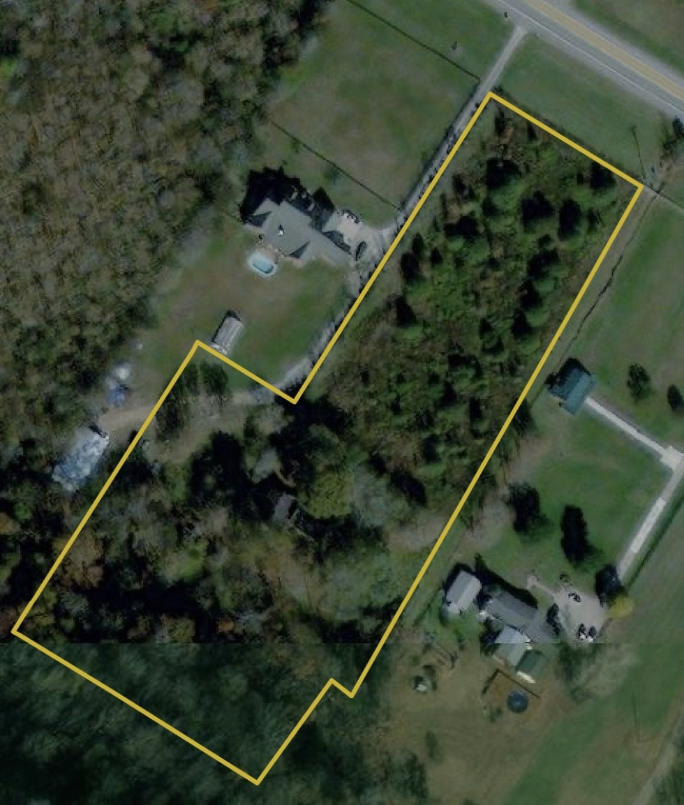 4091 New Highway 96, W Property Photo 1