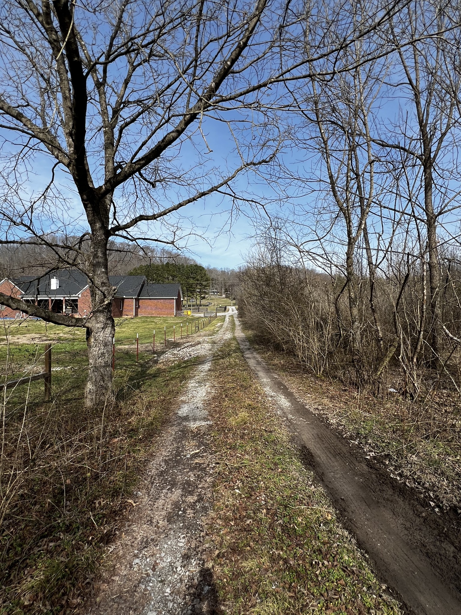 4091 New Highway 96, W Property Photo 2