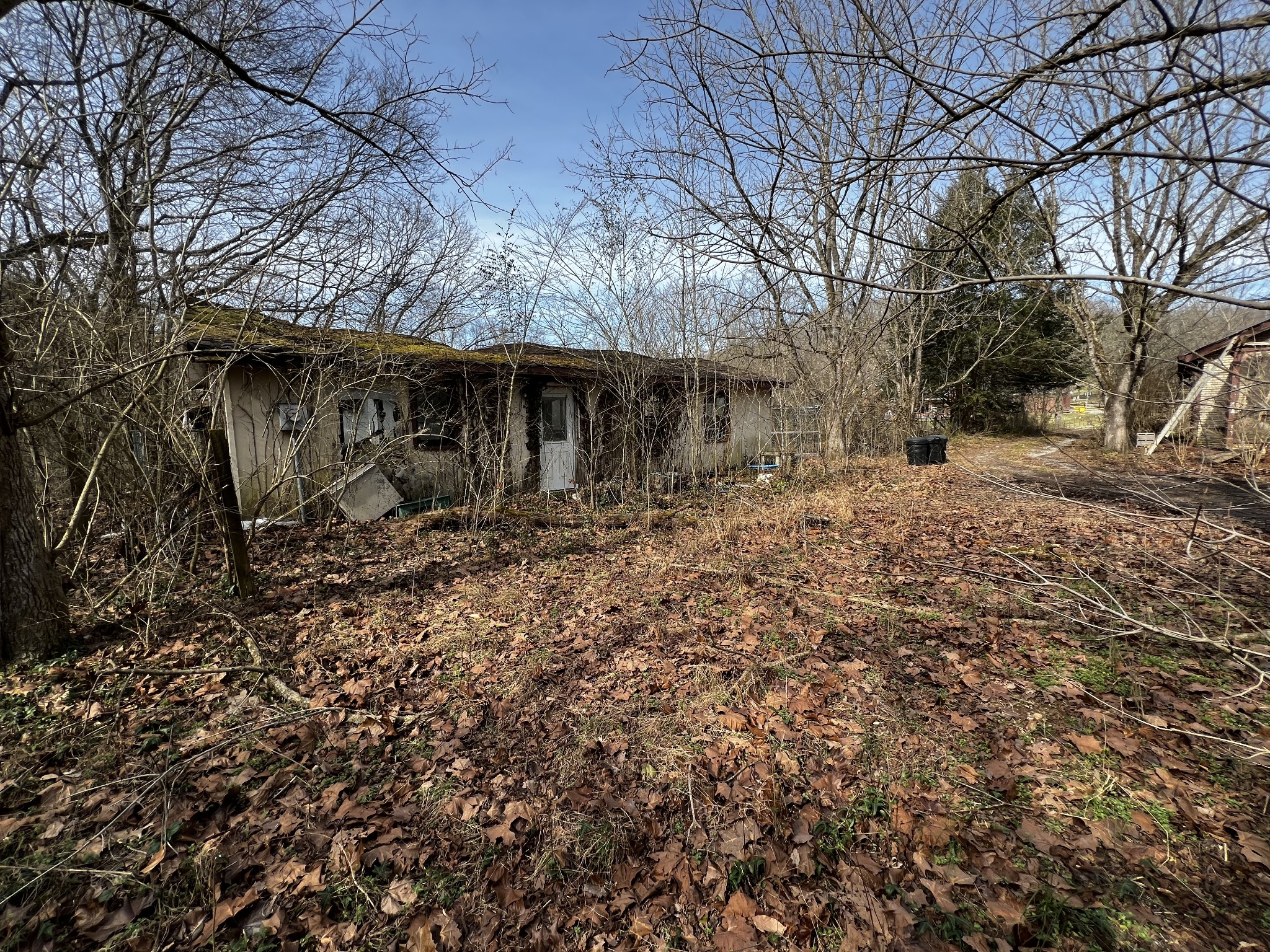 4091 New Highway 96, W Property Photo 18