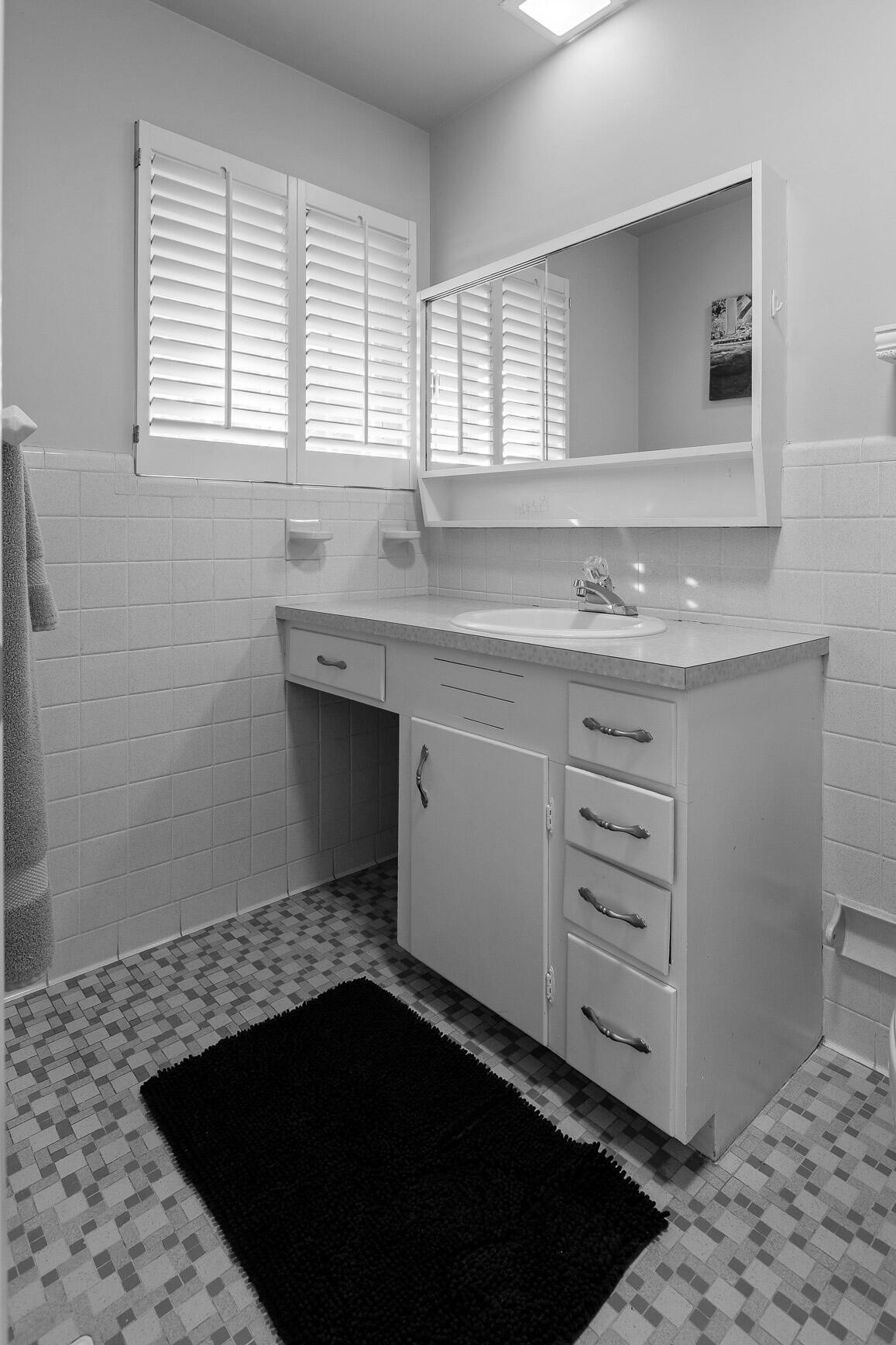 4735 Lake Hills Circle Property Photo 50