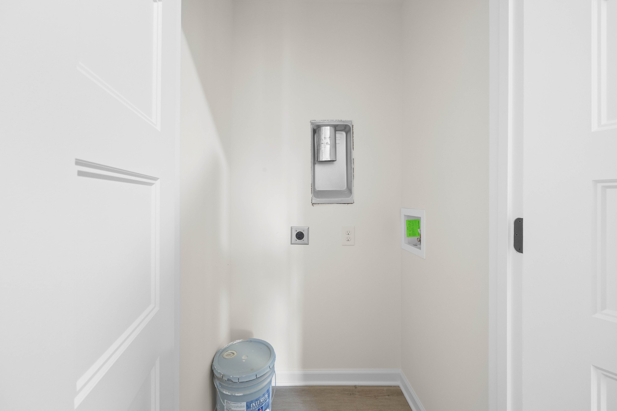 166 Oak St Property Photo 20