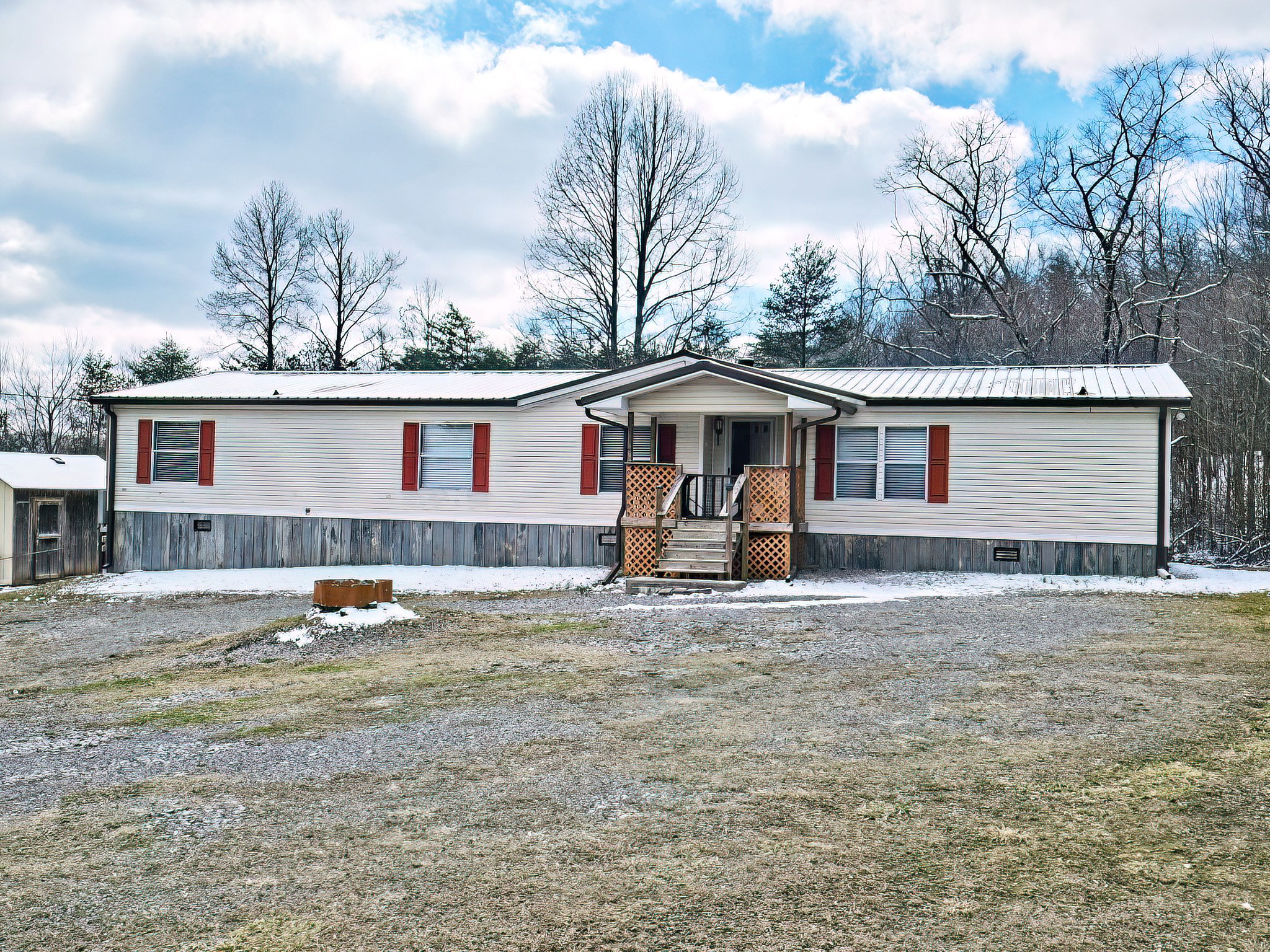 833 Shell Rd Property Photo